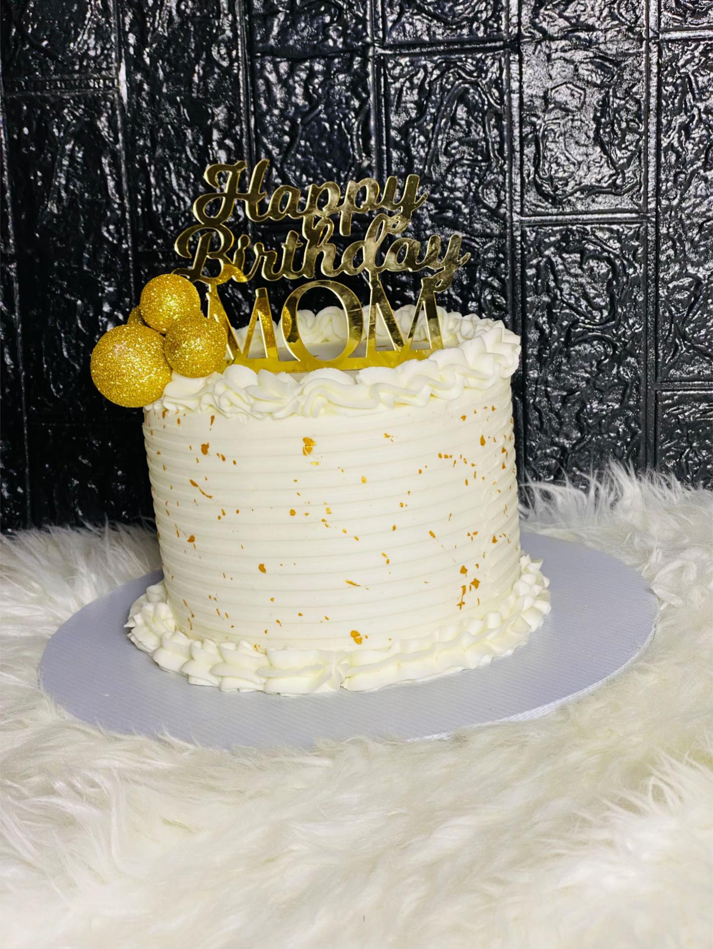 @Vicky stitches&cake haven✂️🎂
