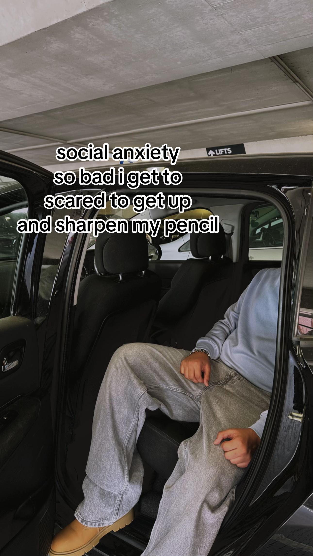 @★
