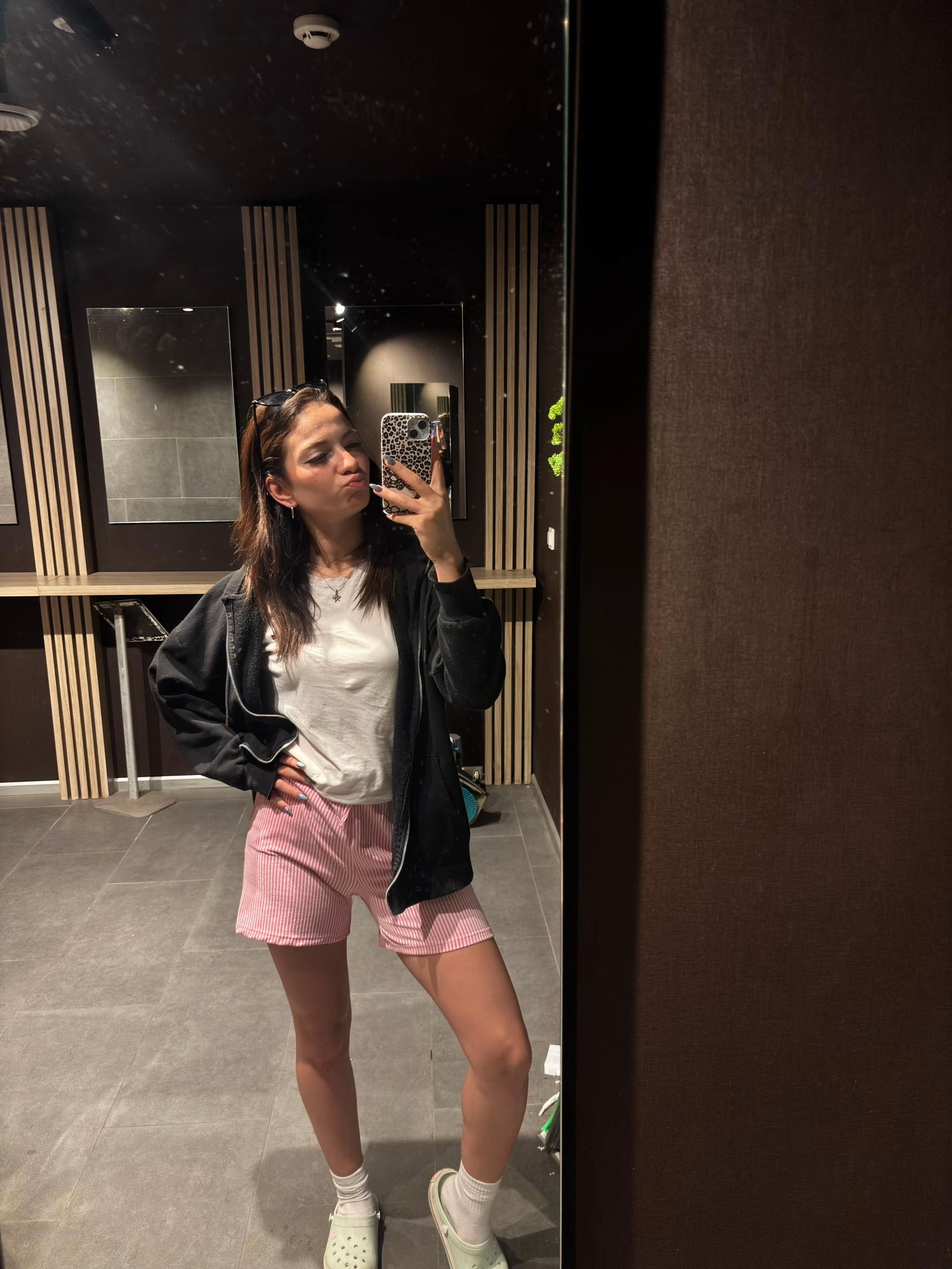 @💗