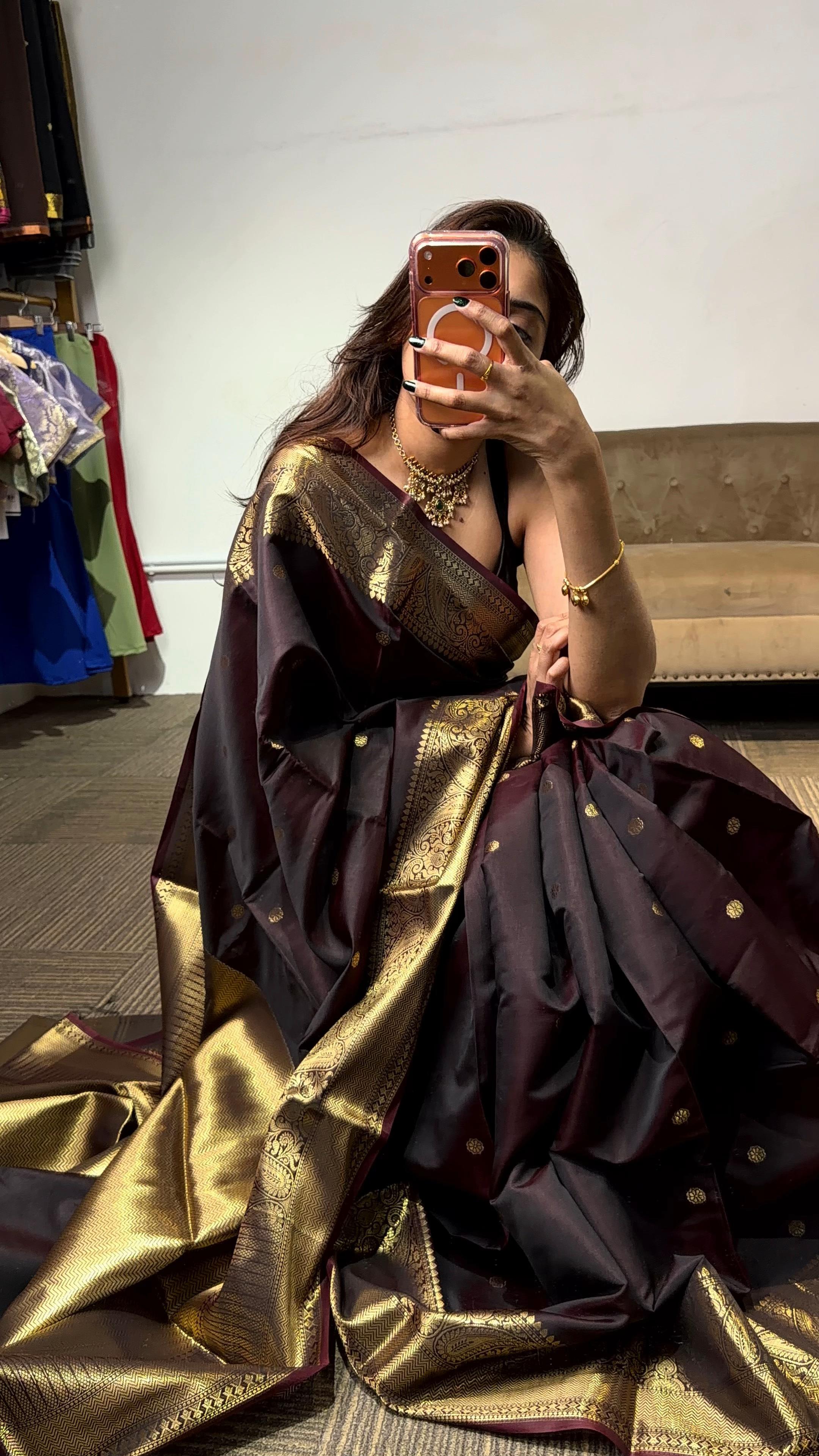 @LIVFASHIONS SDN BHD