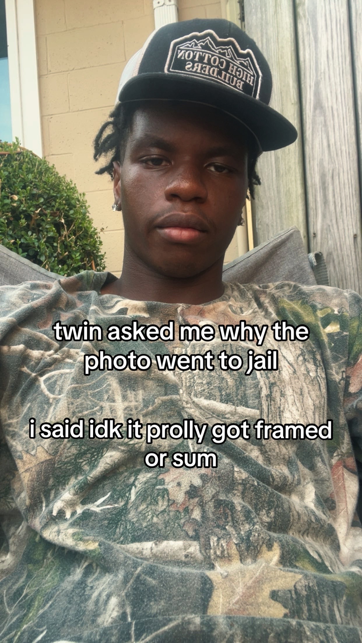 @kwamae_