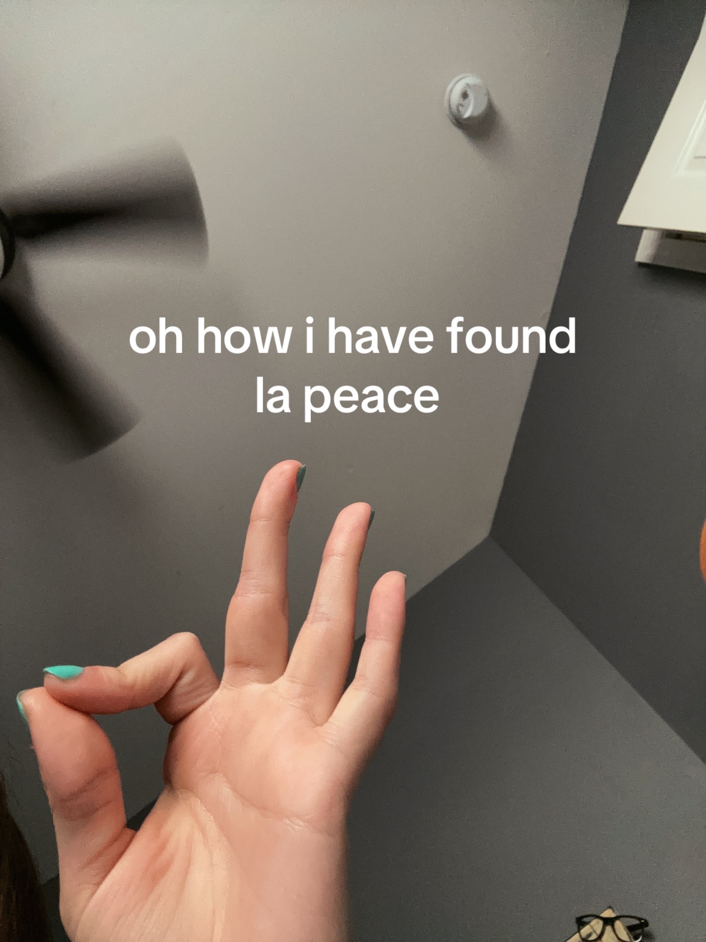 @𝒻 🪩🤍🪽