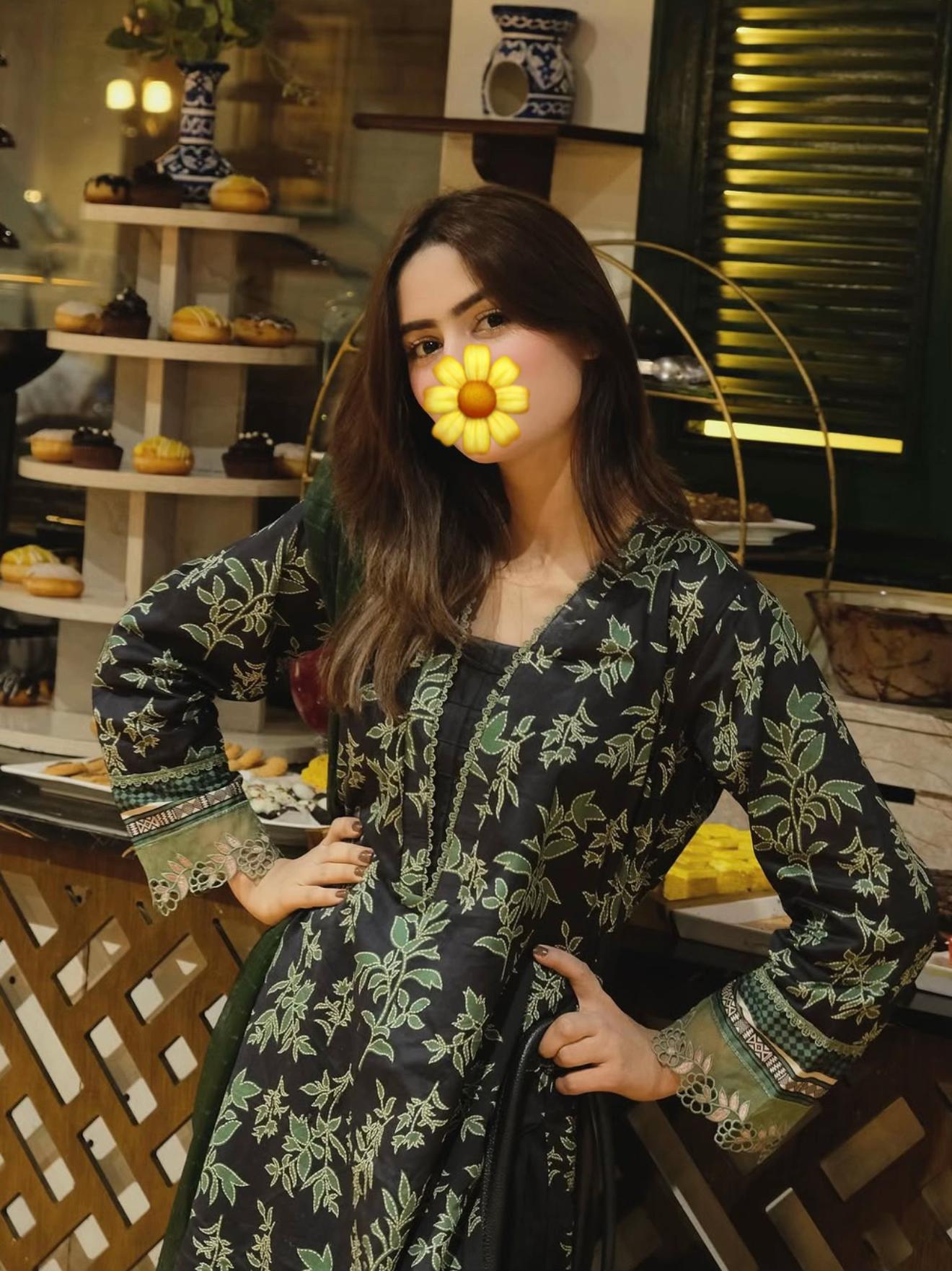 @🦋 ＥＳＨＡＬ 🧚&zwj;♀️