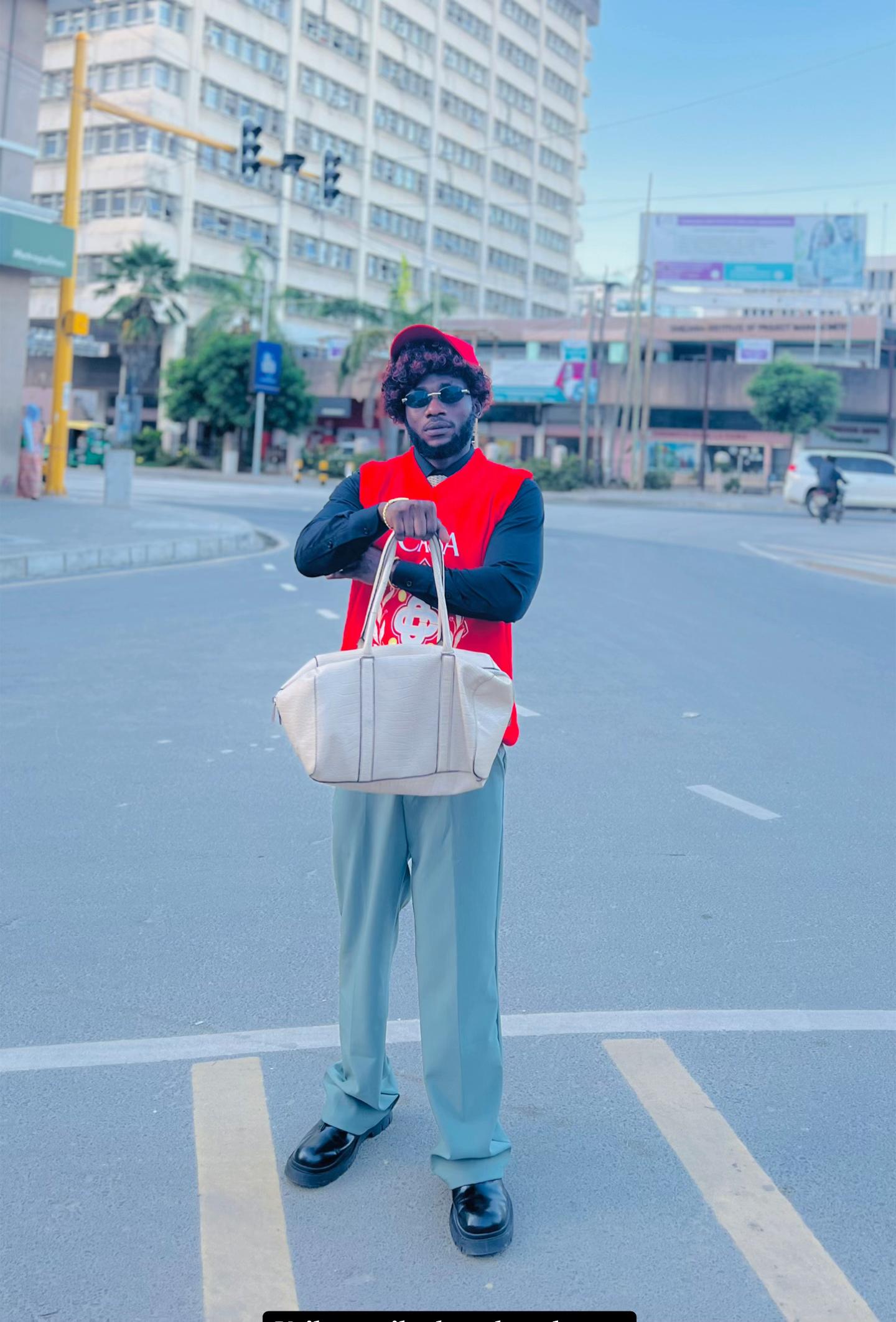 @MR KENN TZ 🇹🇿