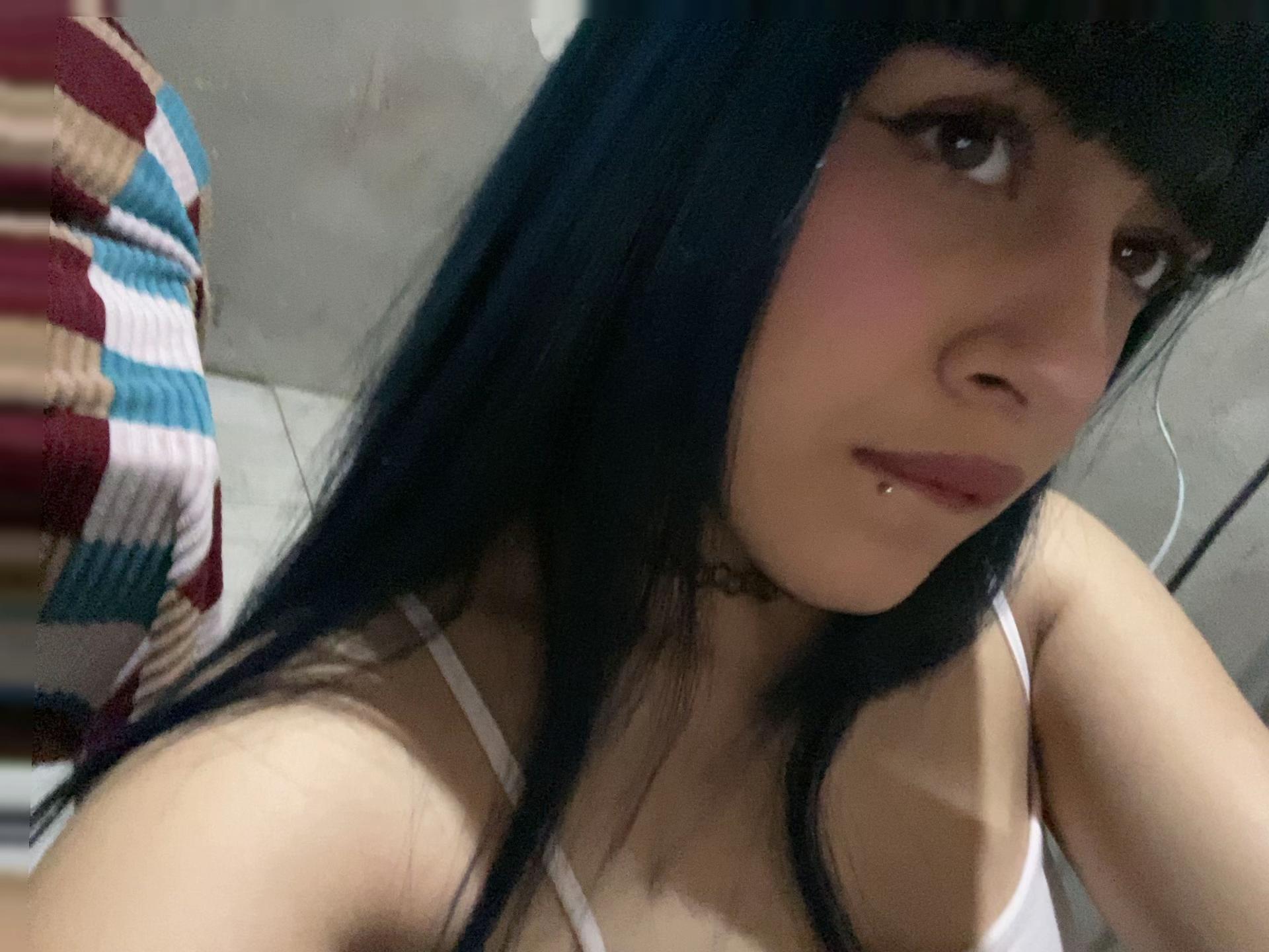 @𝓁𝒶𝓇𝒶ꨄ