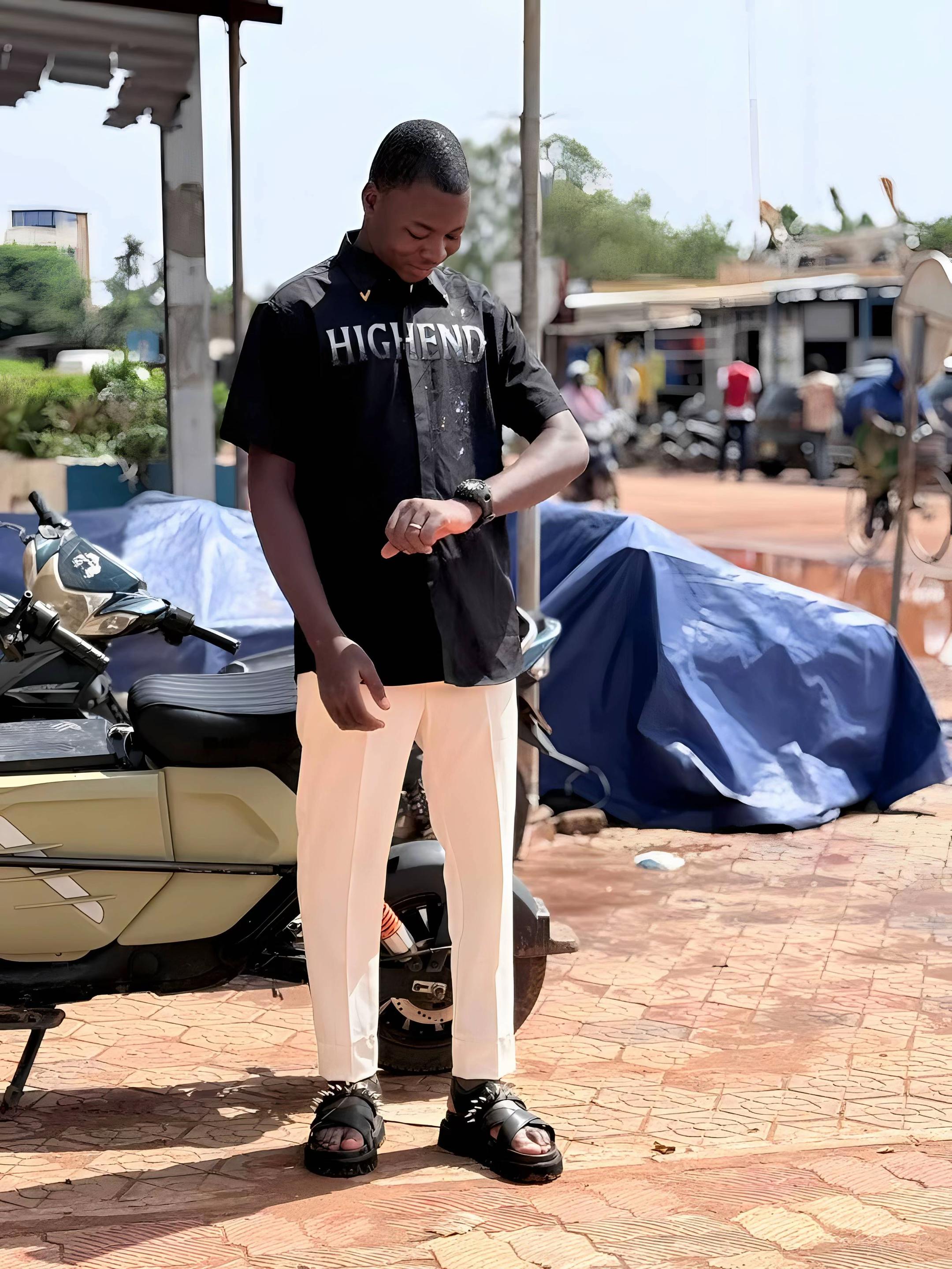 @Harouna CFA 💸💸
