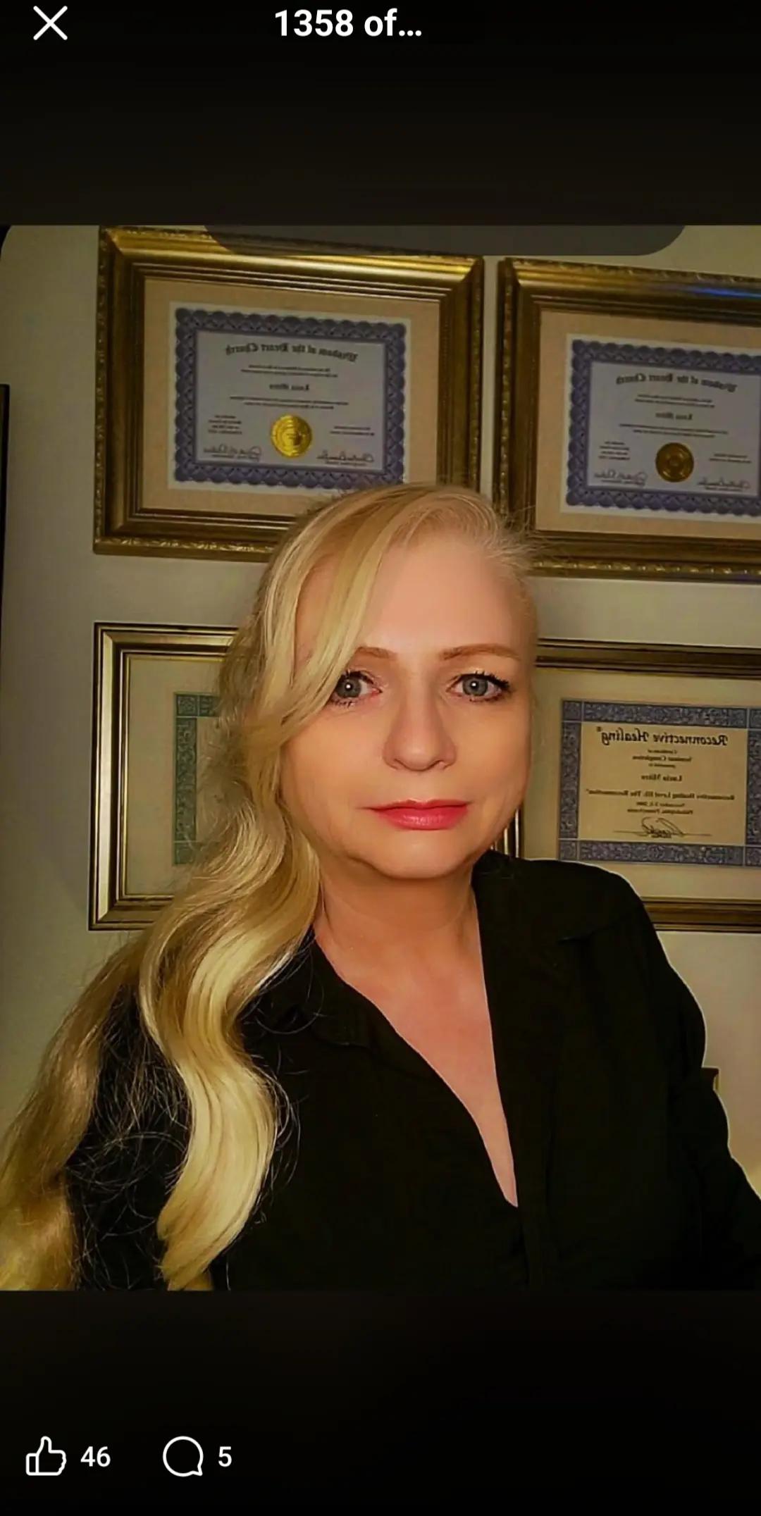 @Dr. Lucia Mitro318🇸🇰🇺🇲