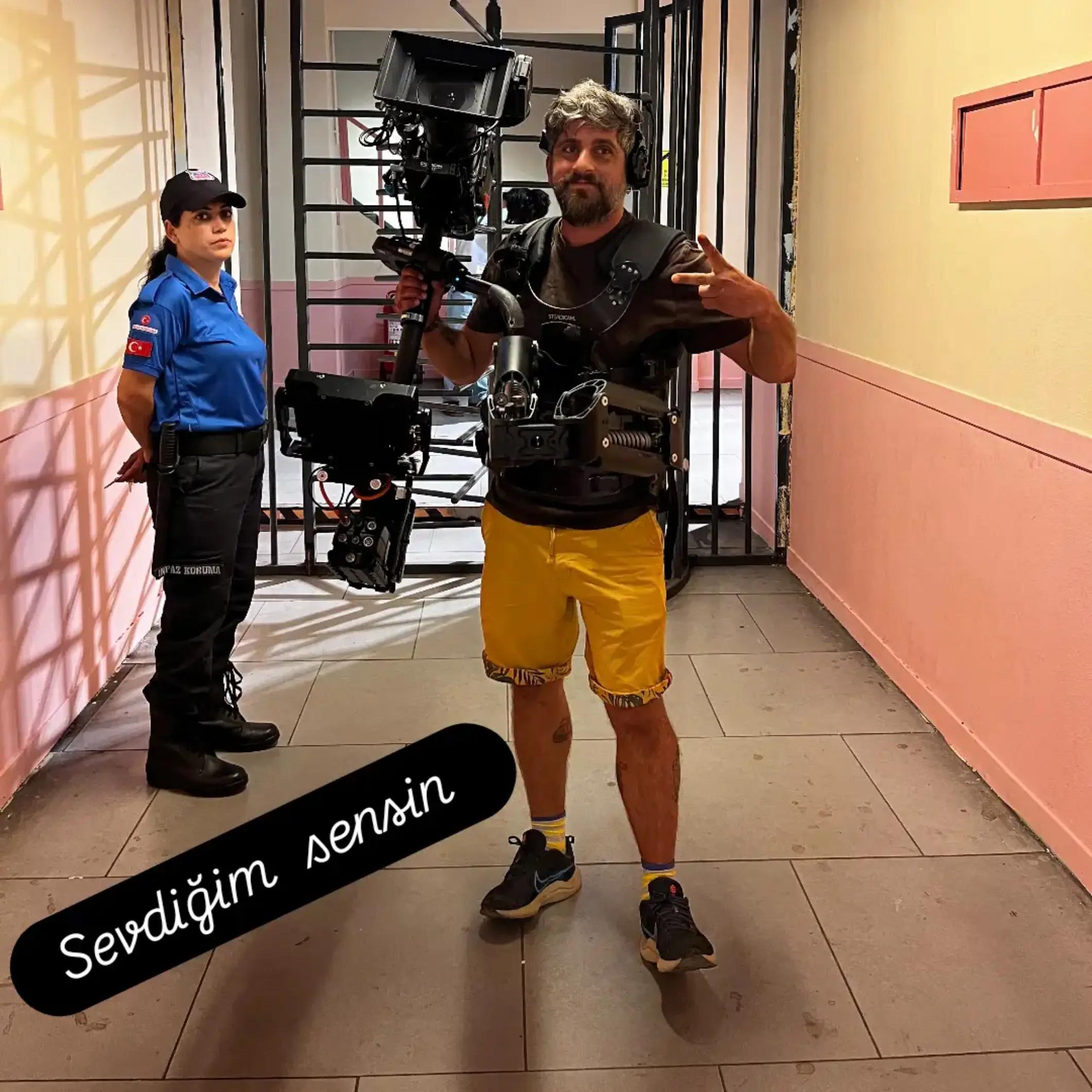 @𝙖𝙣𝙜𝙚𝙡𝙪̈𝙨 🪽