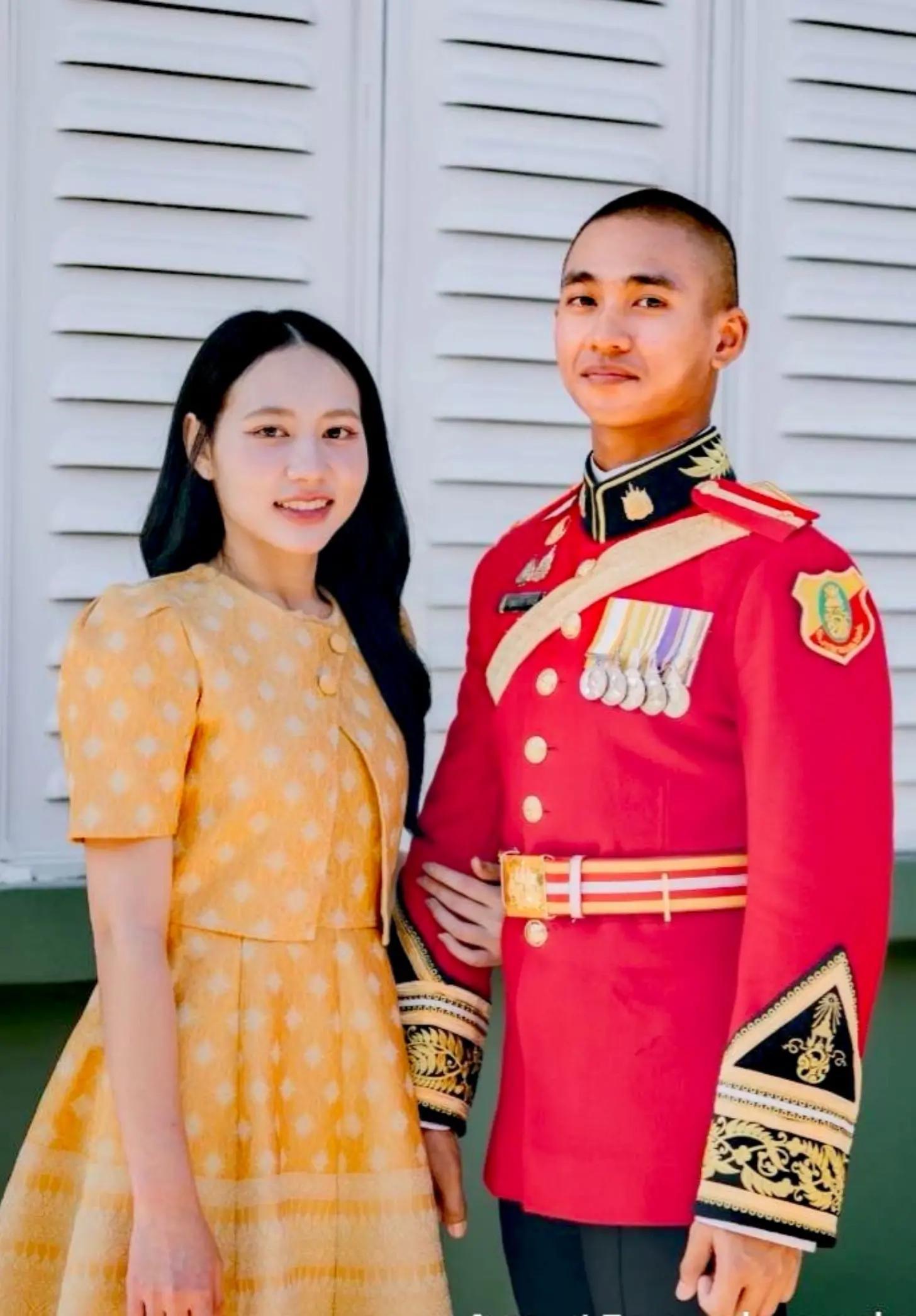 @นายร้อยสอยดาว