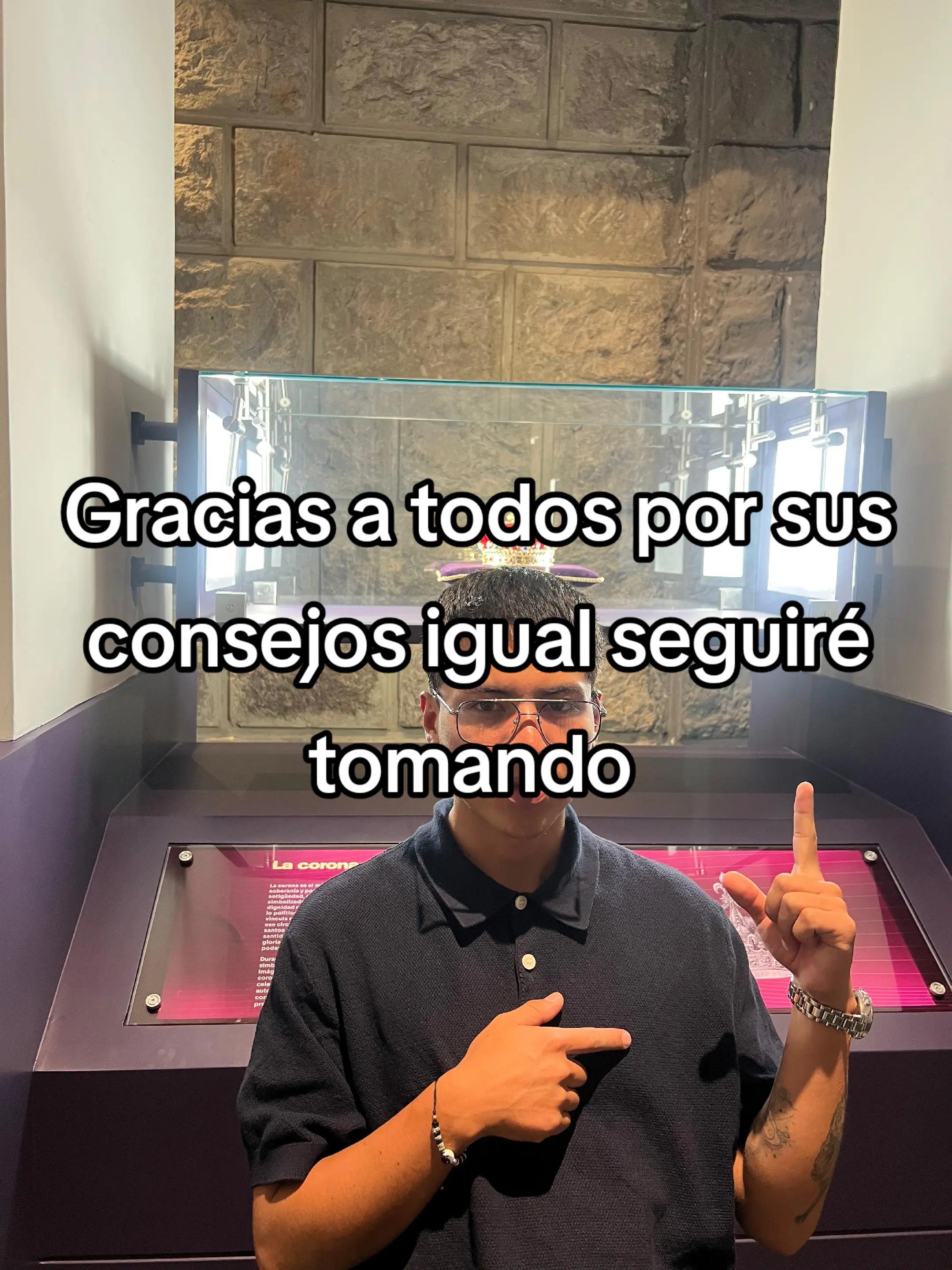 @Alǝxis