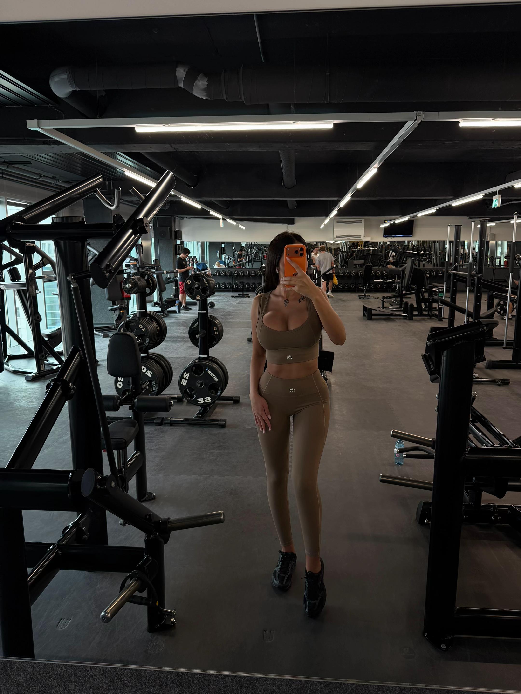 @georgiana_n21