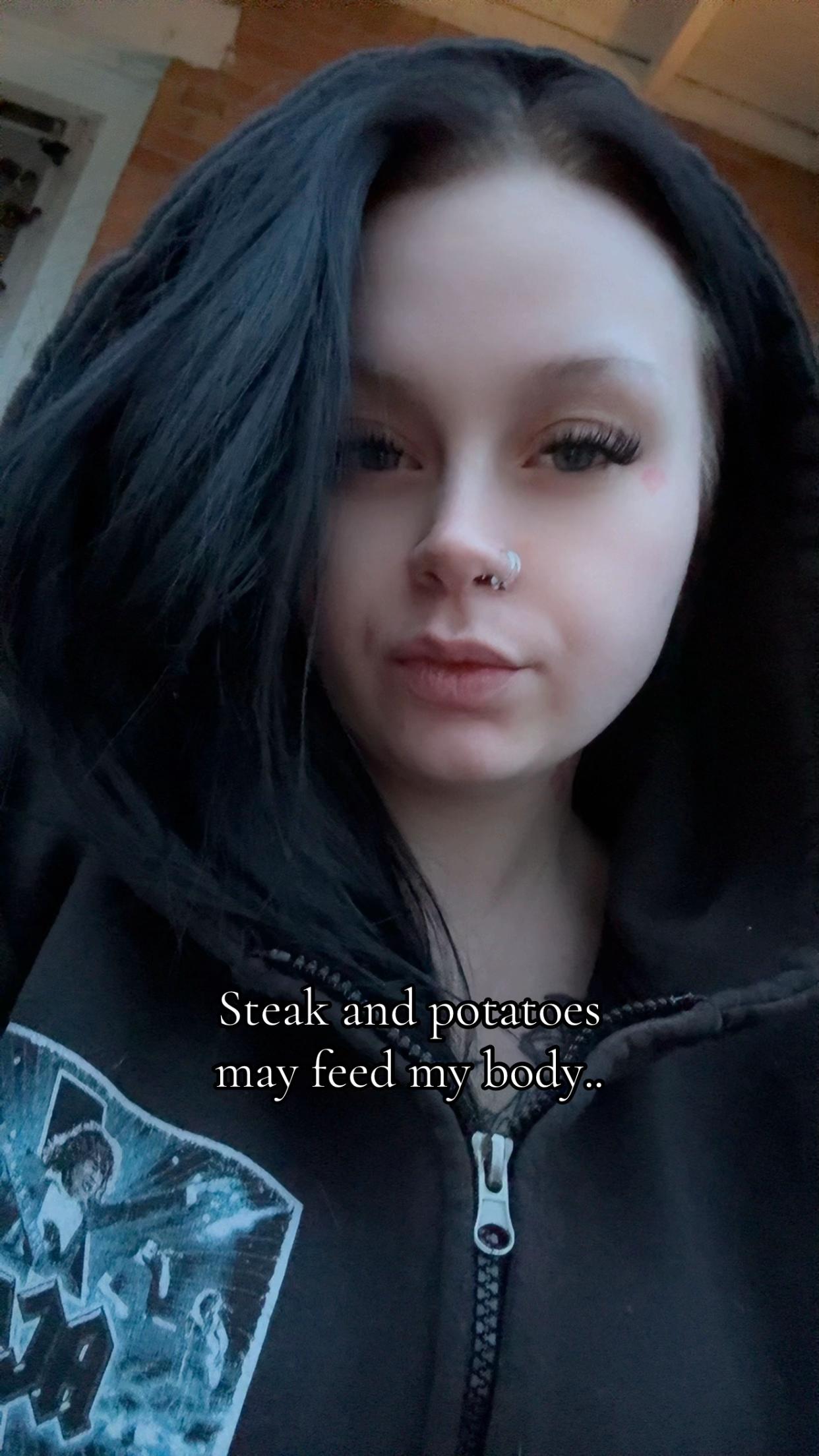 @Jasmine💋🕸️