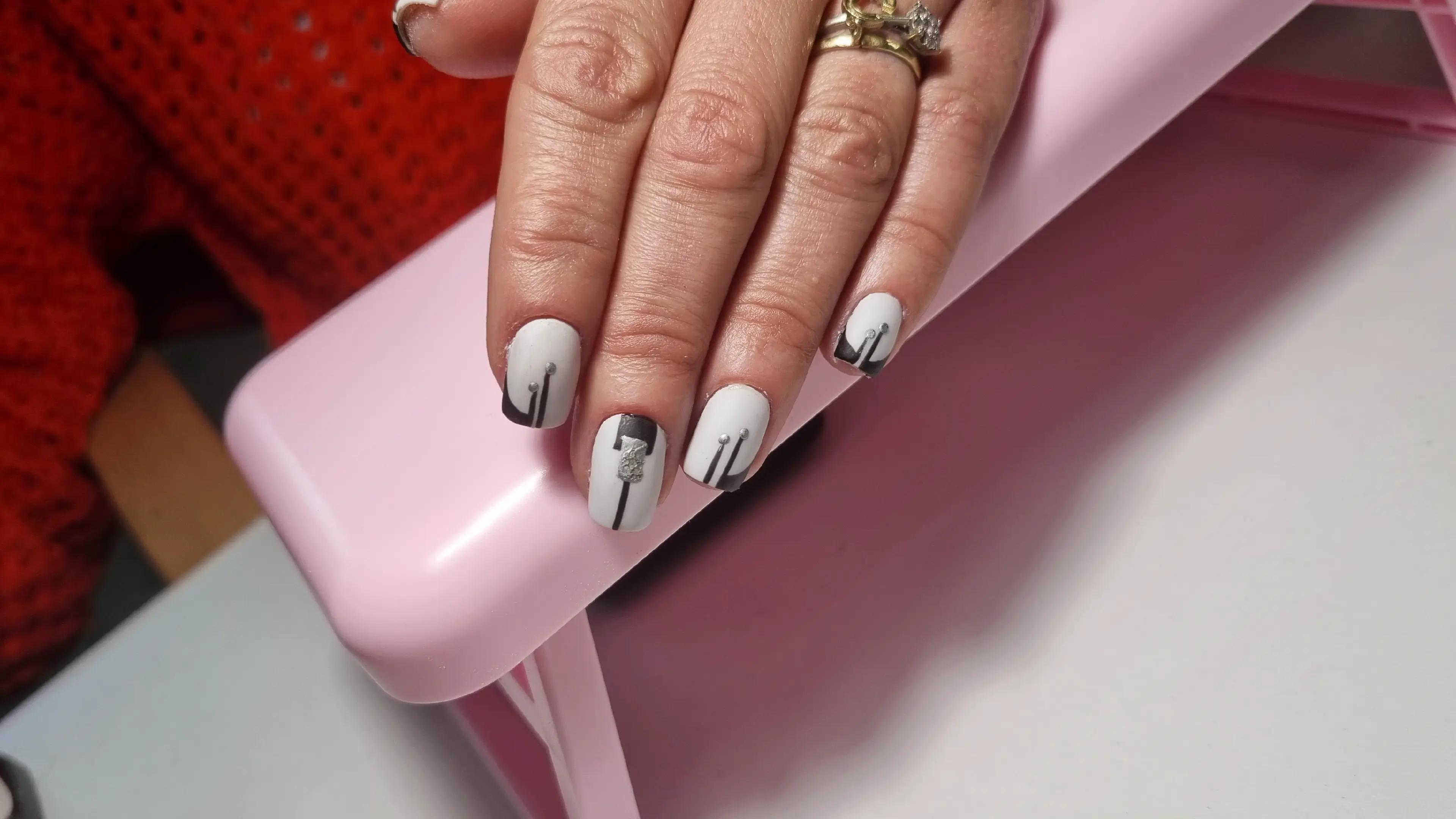 @Geany Nail-Tech
