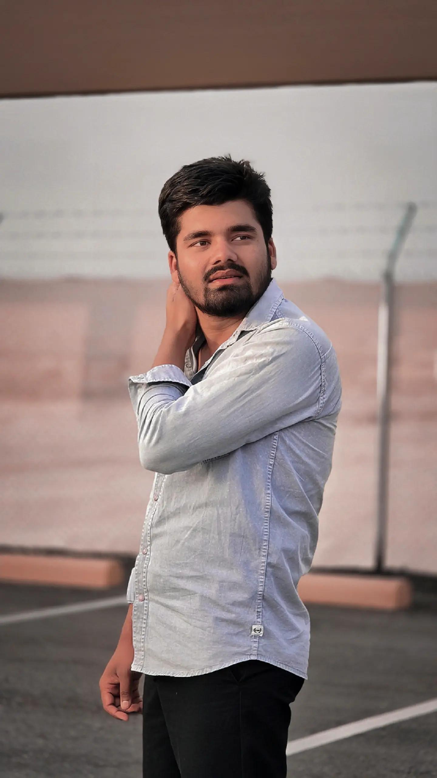@Dhiyani Yadav