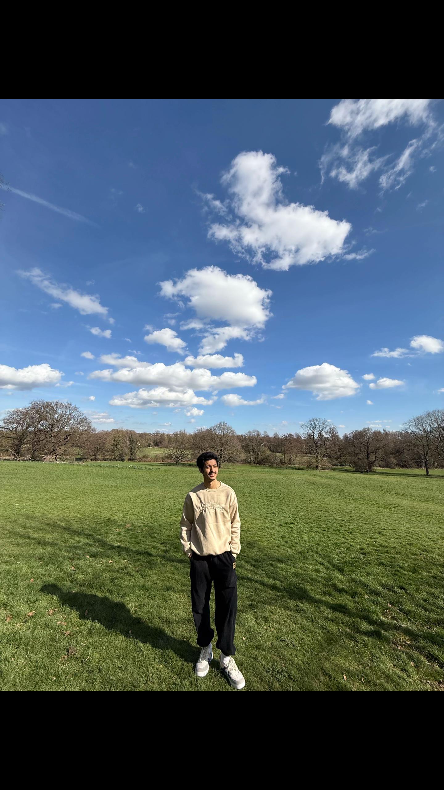 @Aayush Adhikari 🇬🇧🇬🇧❤️🇳🇵
