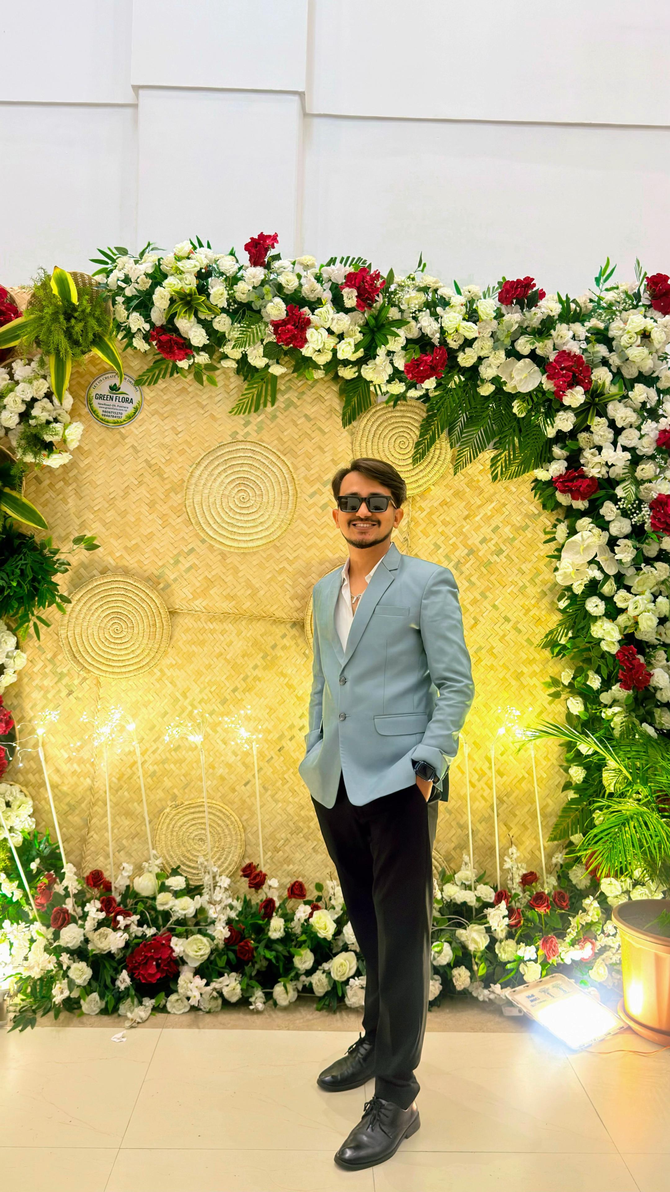 @𖤍 Dipesh Shahi thakuri ⋆˙⟡
