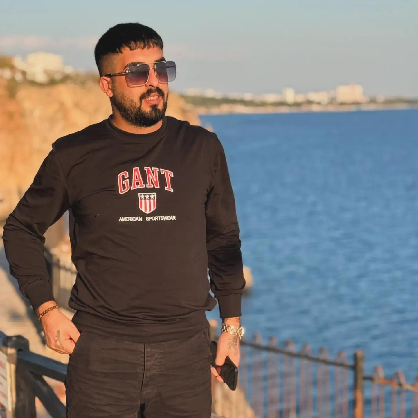 @ŞoReş ✌️
