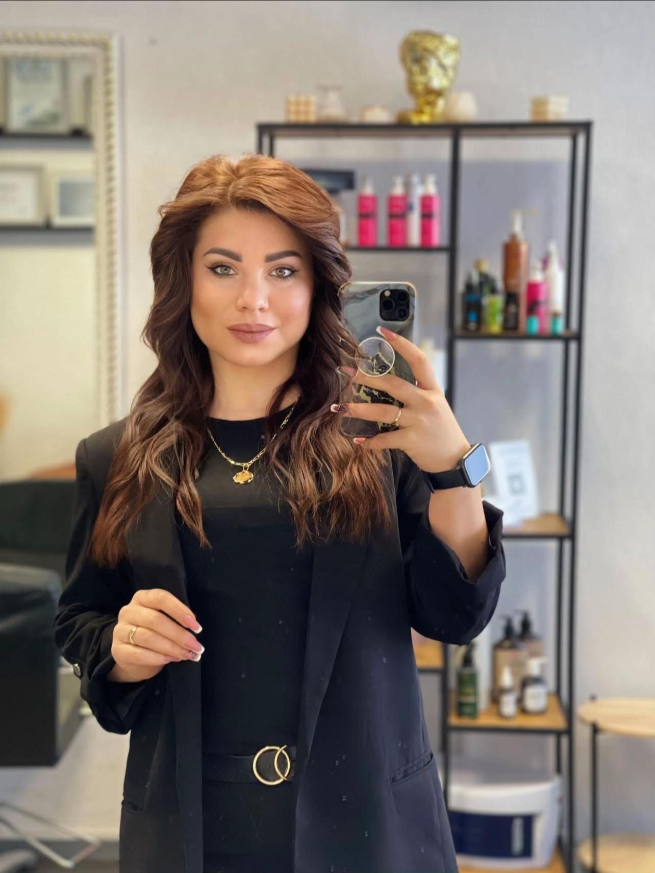 @Cristina Vasilita