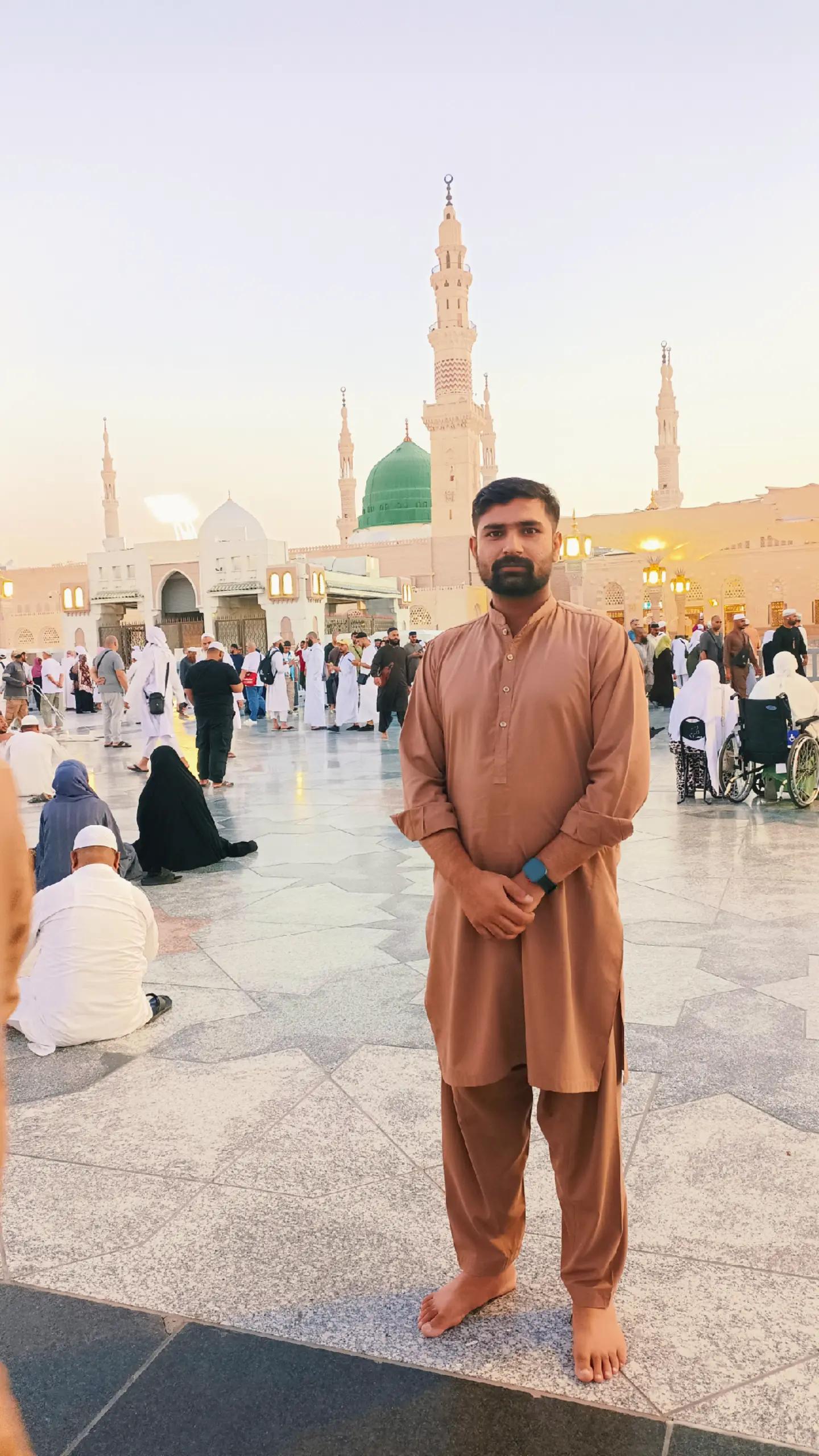 @꧁༒☬USAMA🇸🇦☬༒꧂