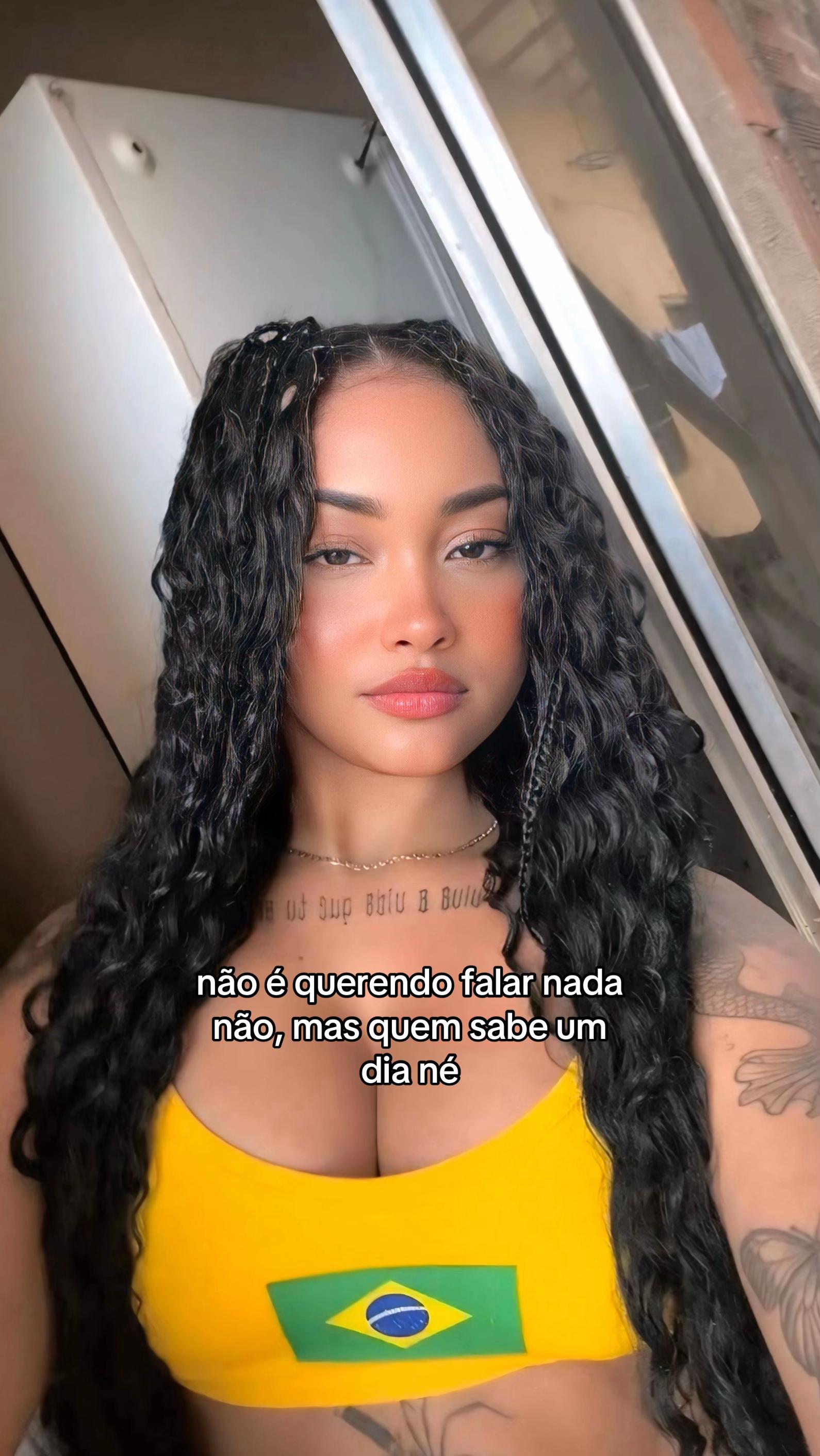 @_Caroline