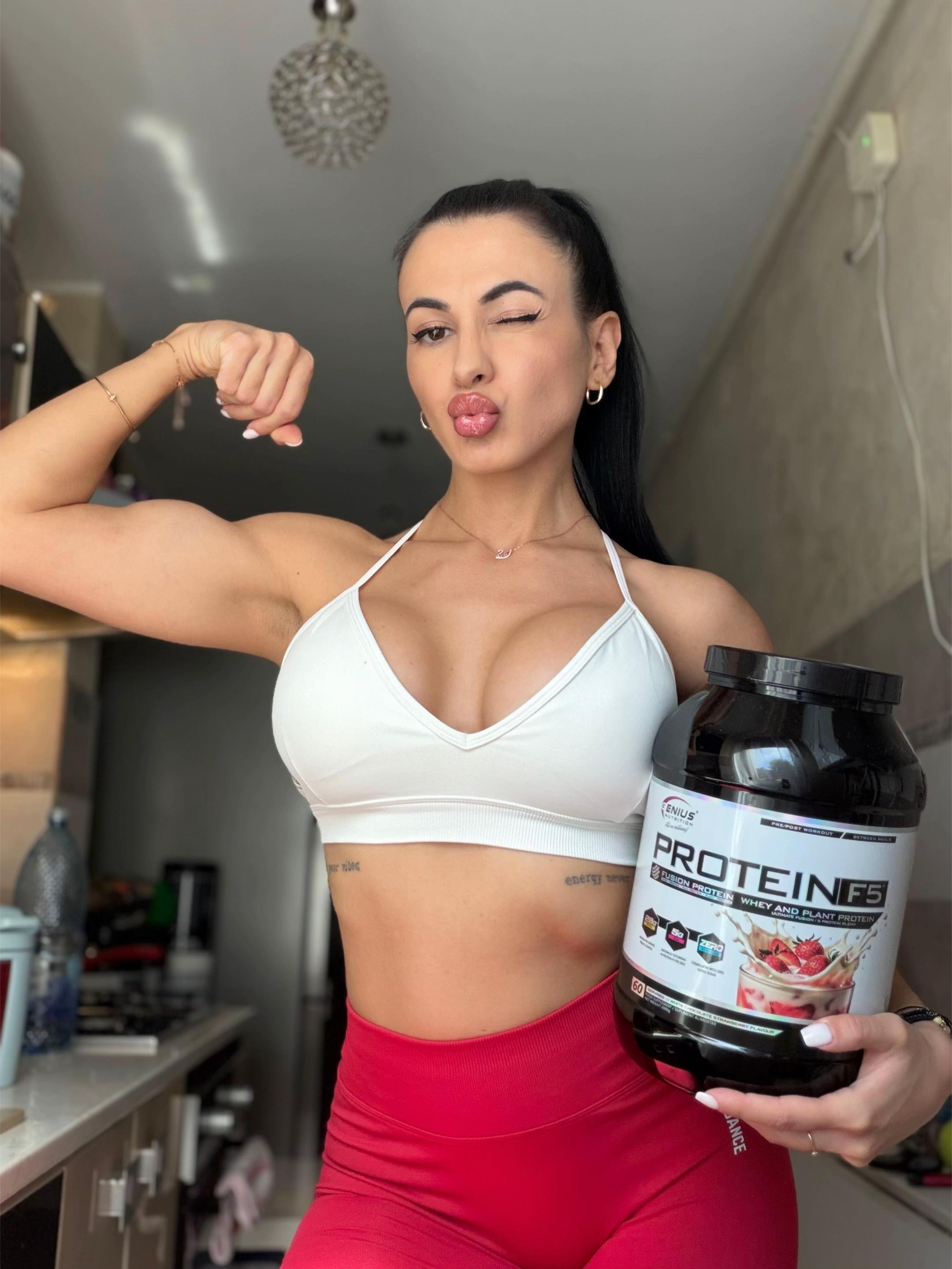 @LoredanaX