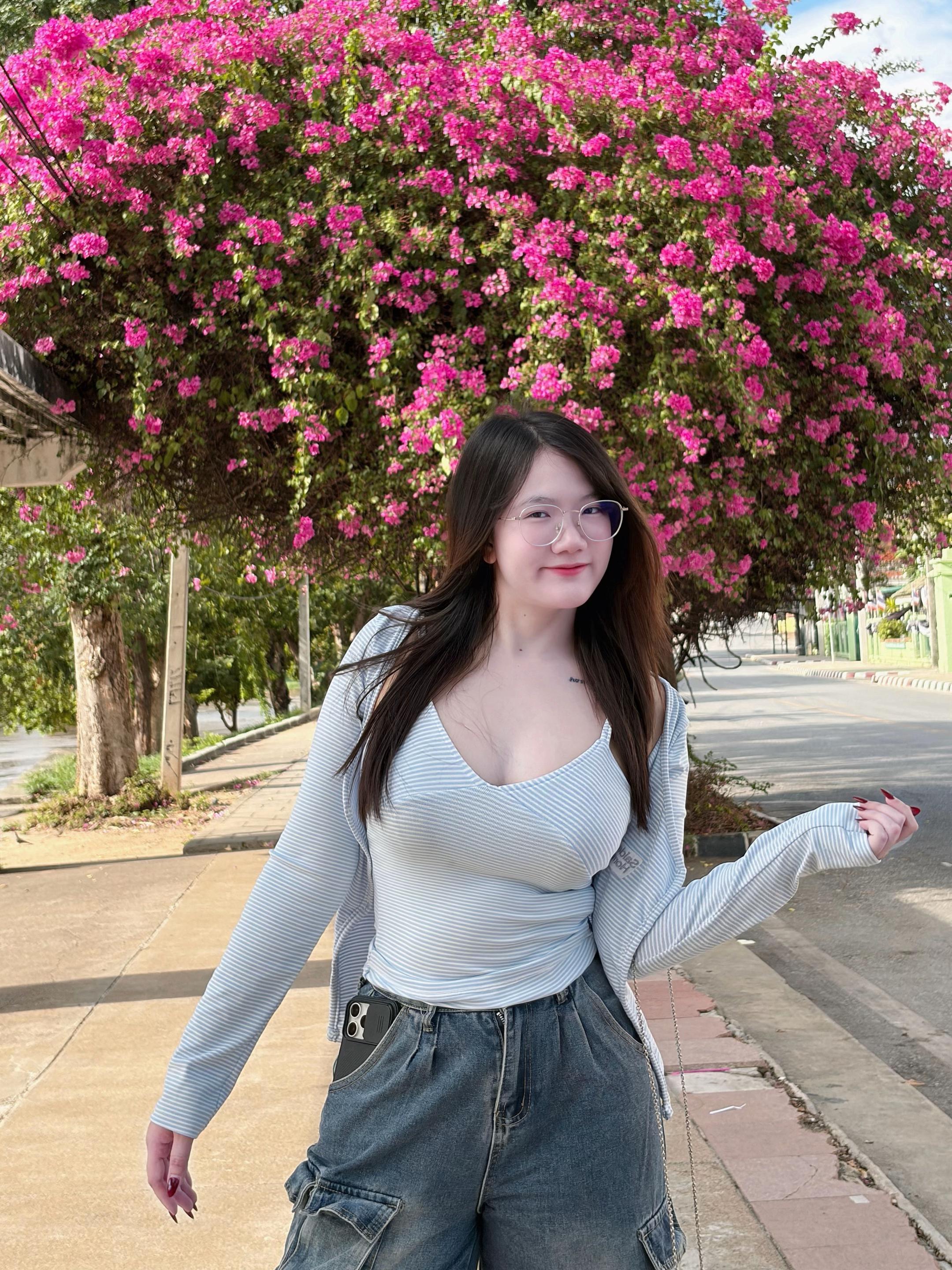 @เพื่อนๆเรียกน้องแว่น🤓