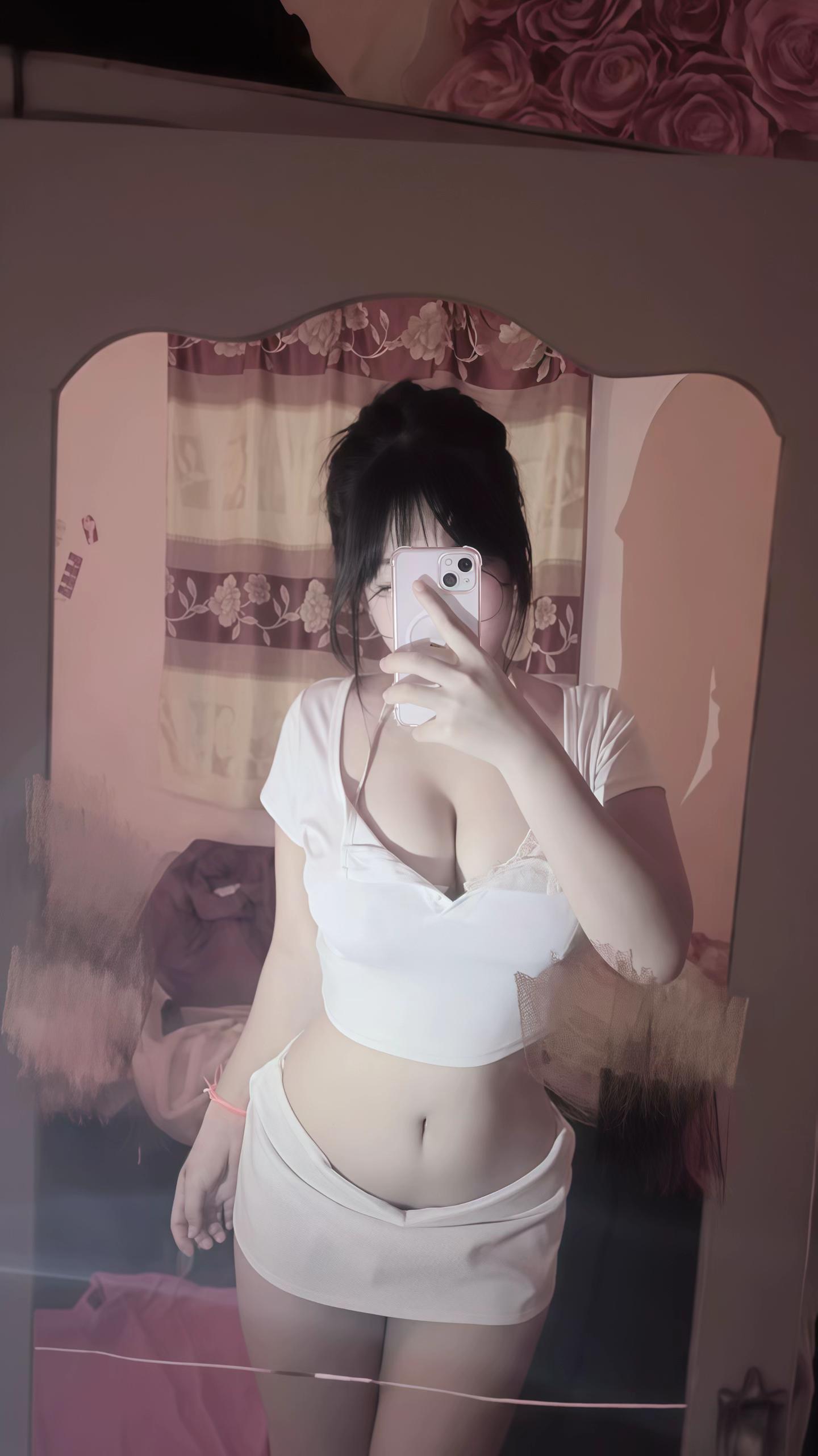 @𝐴𝑜𝑜𝑚 𝑧𝑧 🐰ྀི🤍