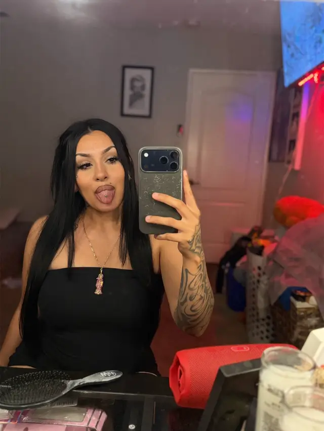 @Briitanyferrerr