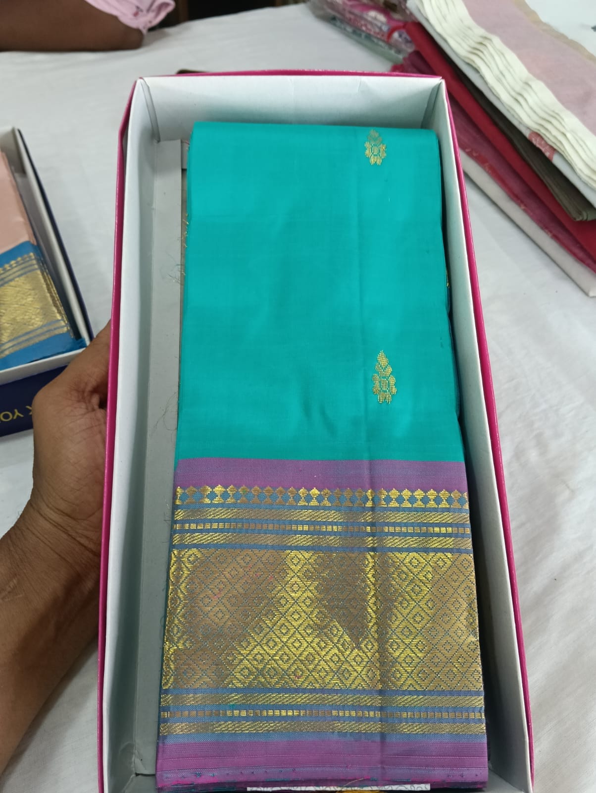 @Arunthadhi Wastrams Weaves