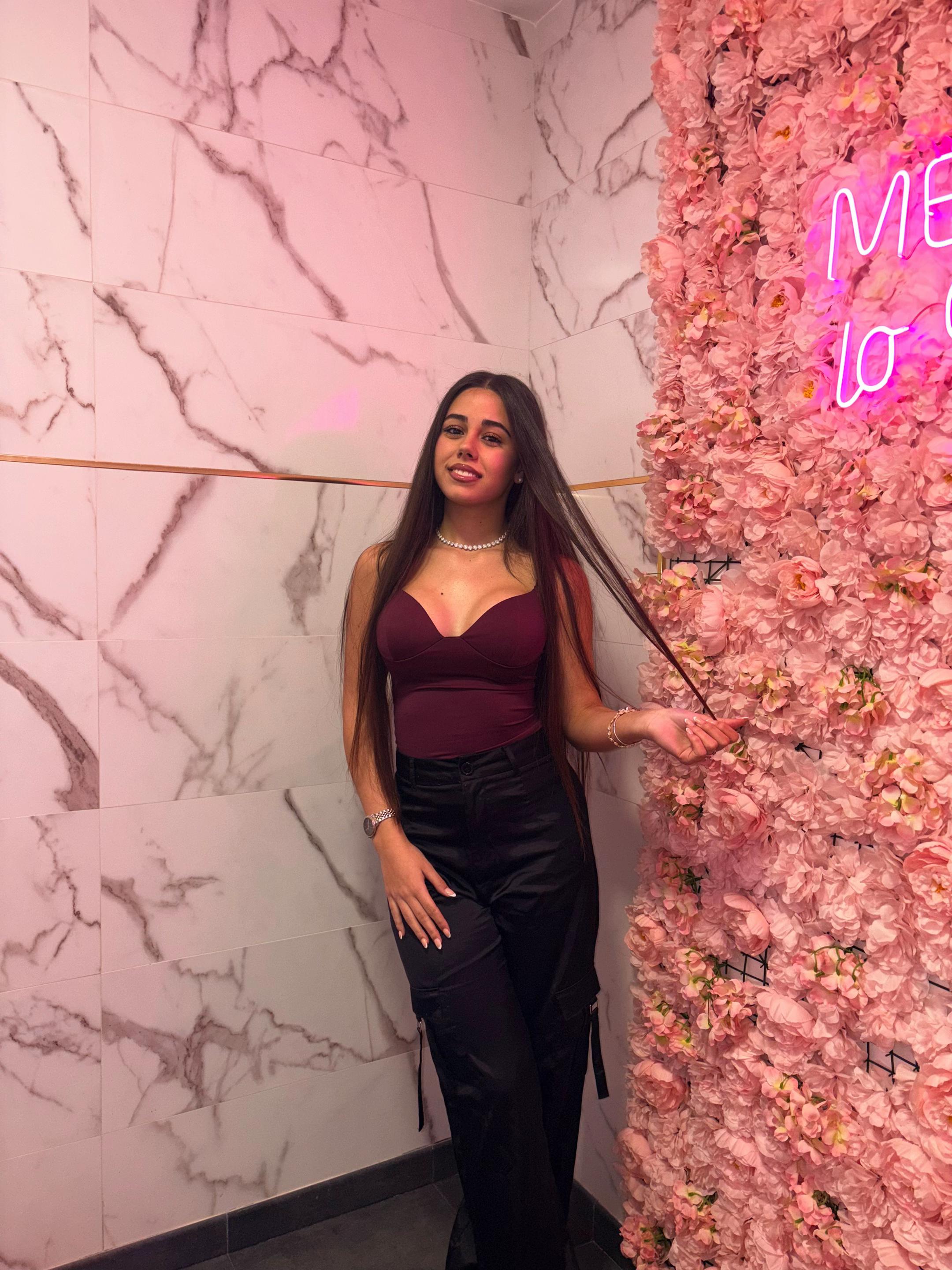 @Danielaa