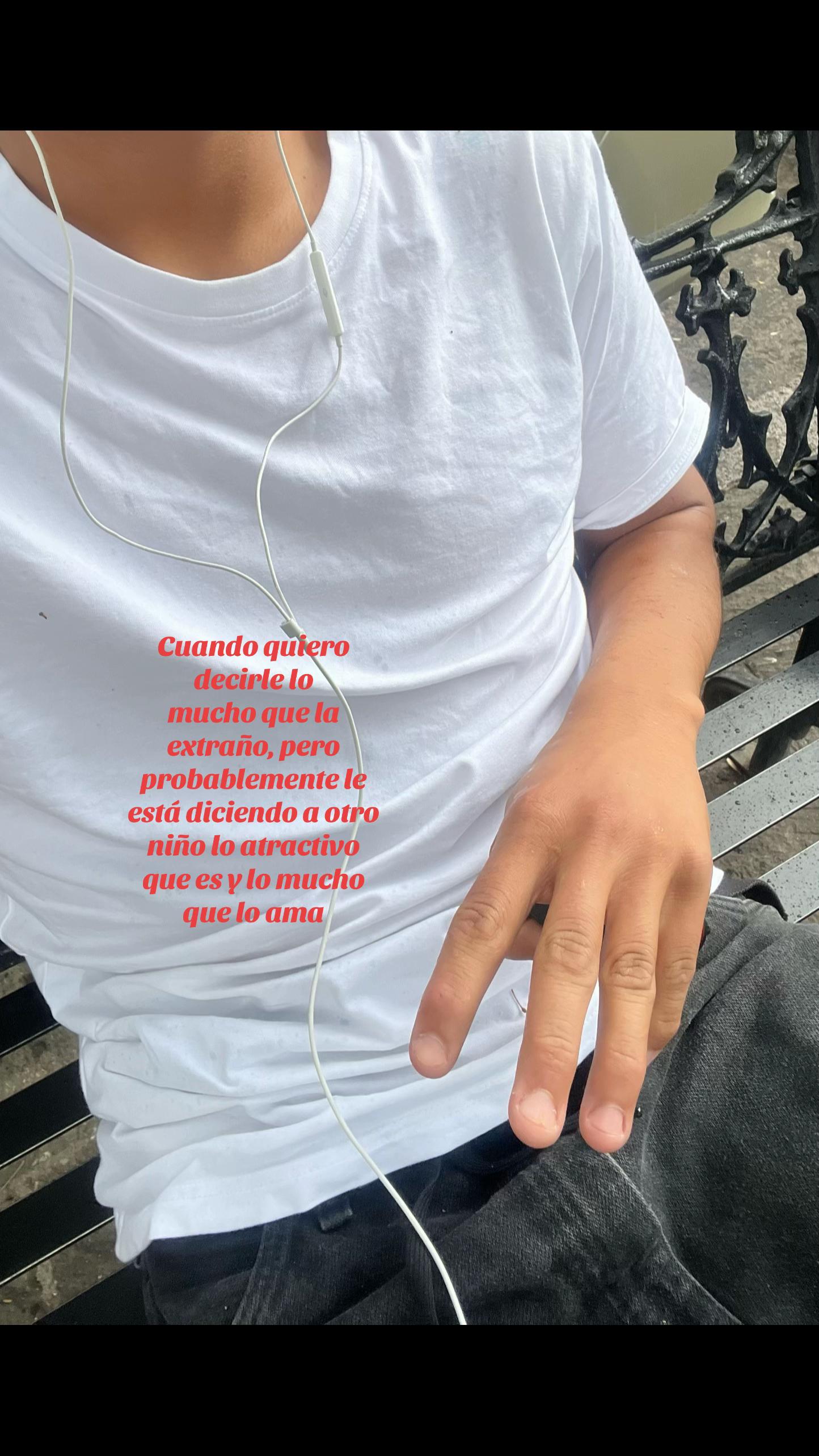 @🪼