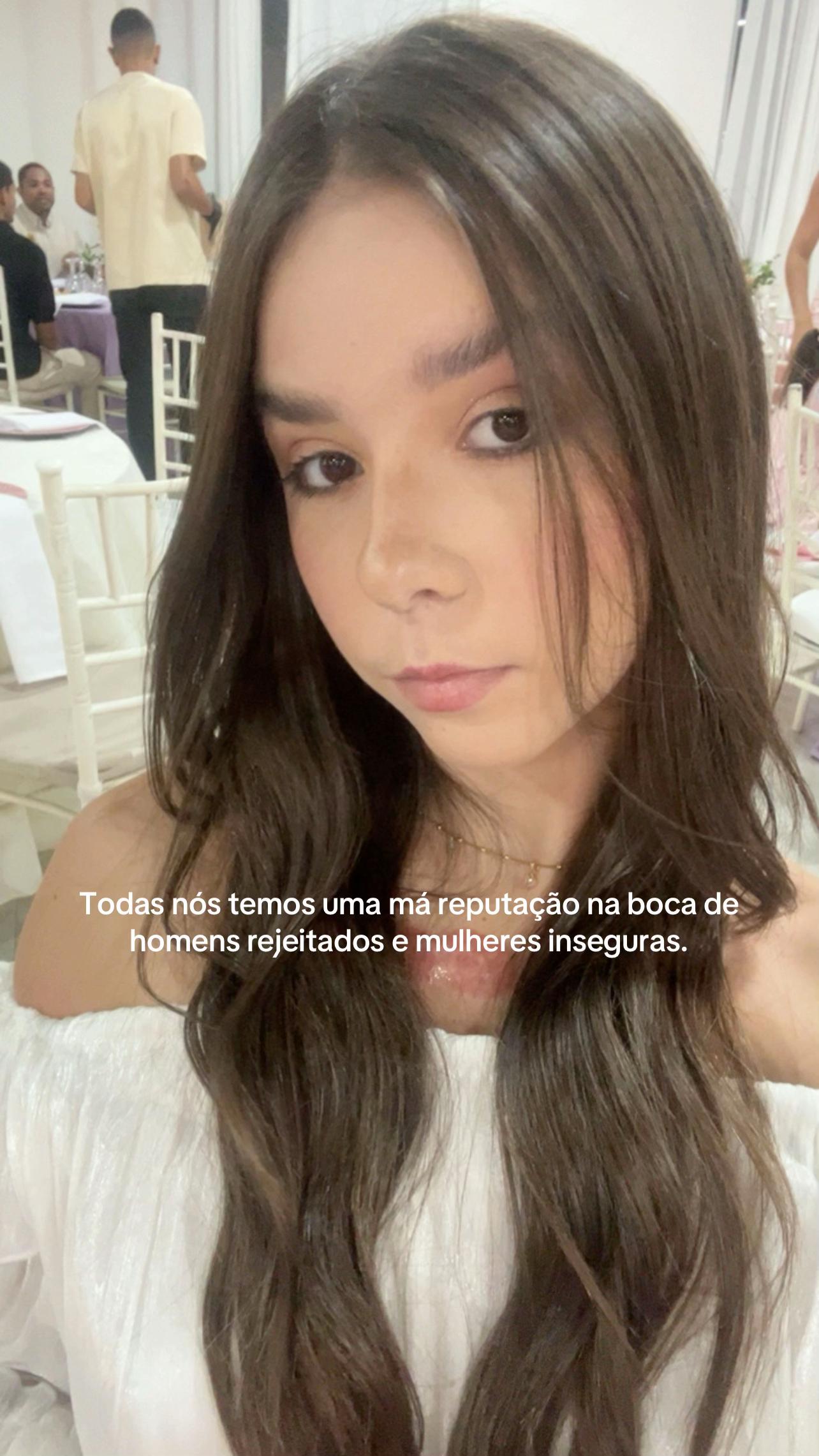 @amabillyeloise