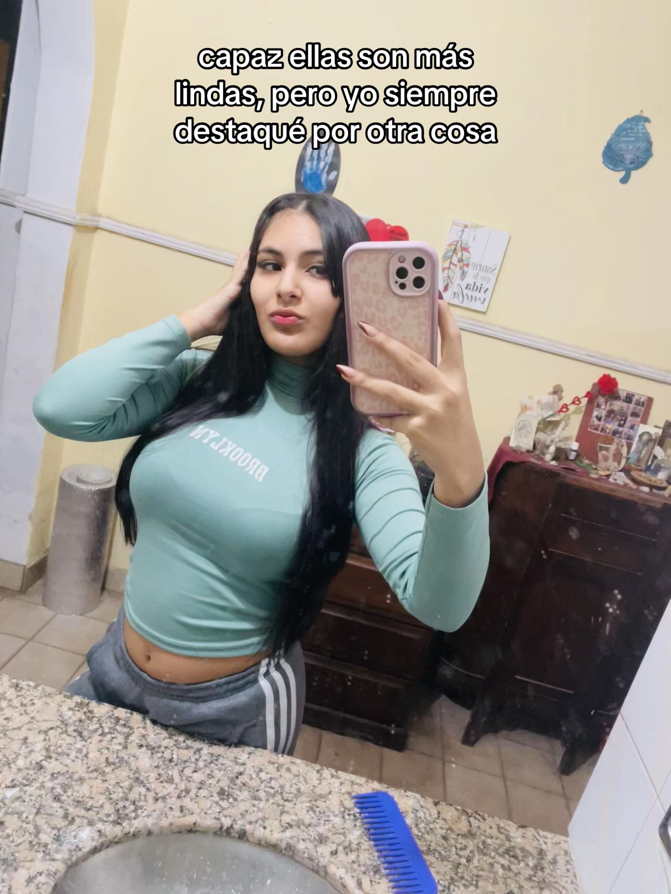 @larita👸🏻✨