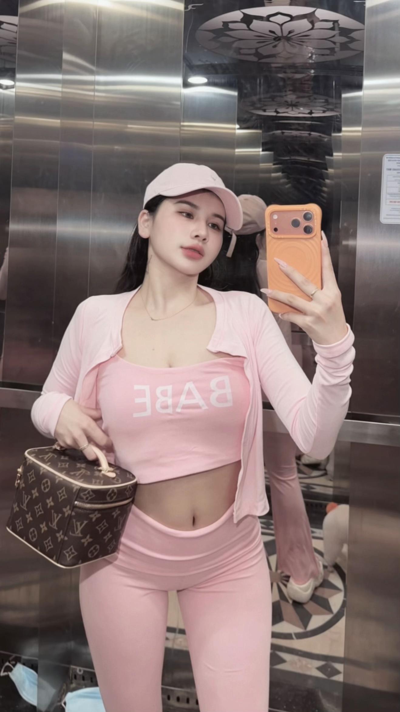 @Mít🧏♀️
