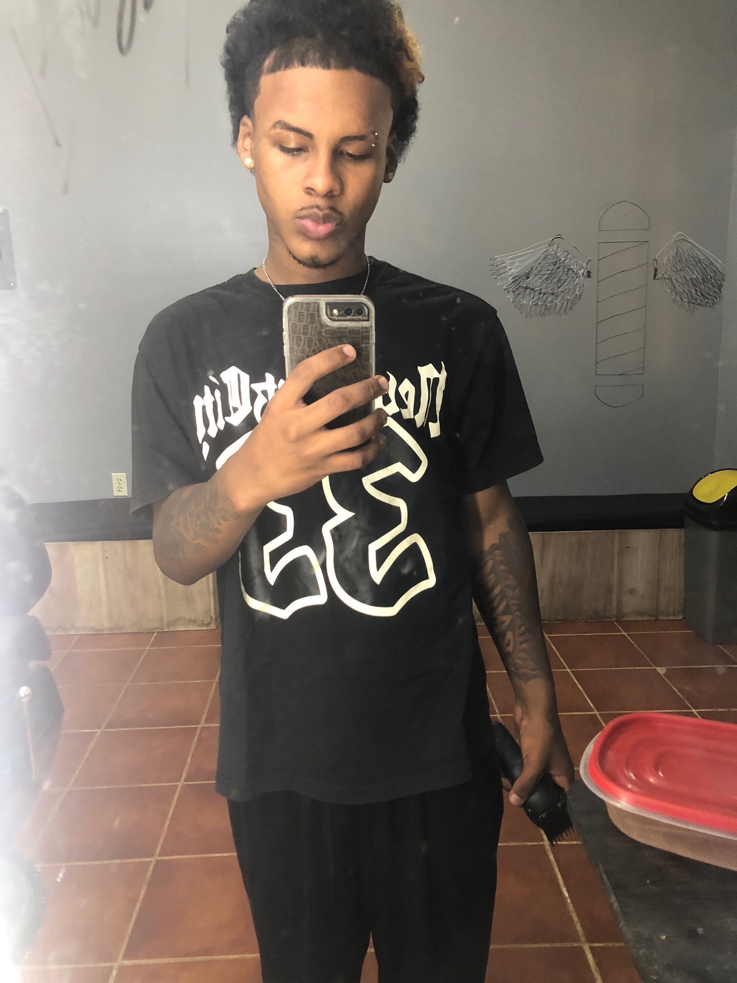 @Jony🇭🇳