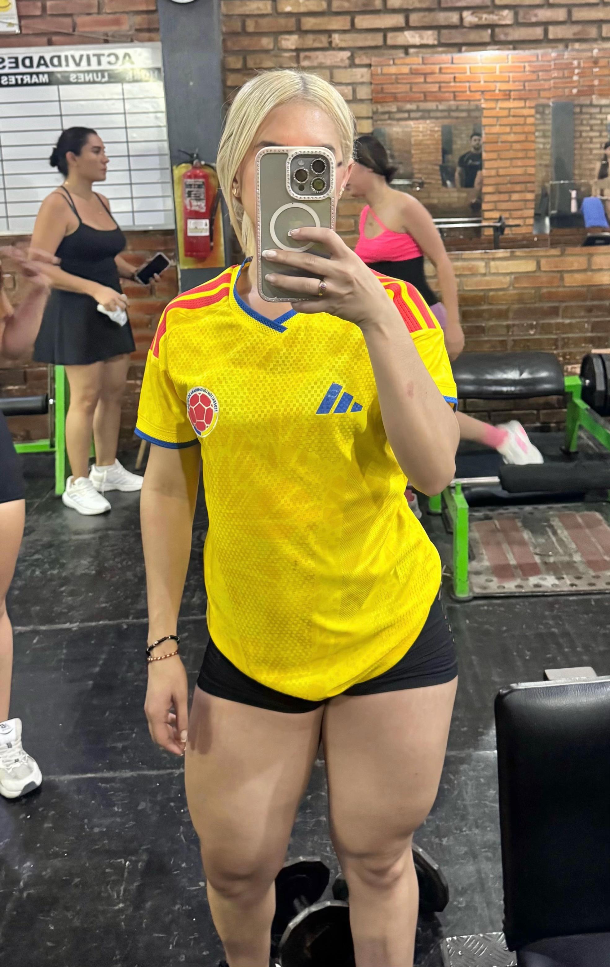 @Yuandry Loaiza 🦋