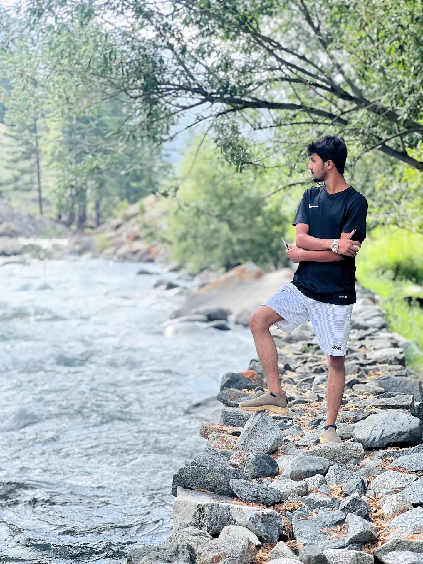 @Fahad_Mangat 🤍