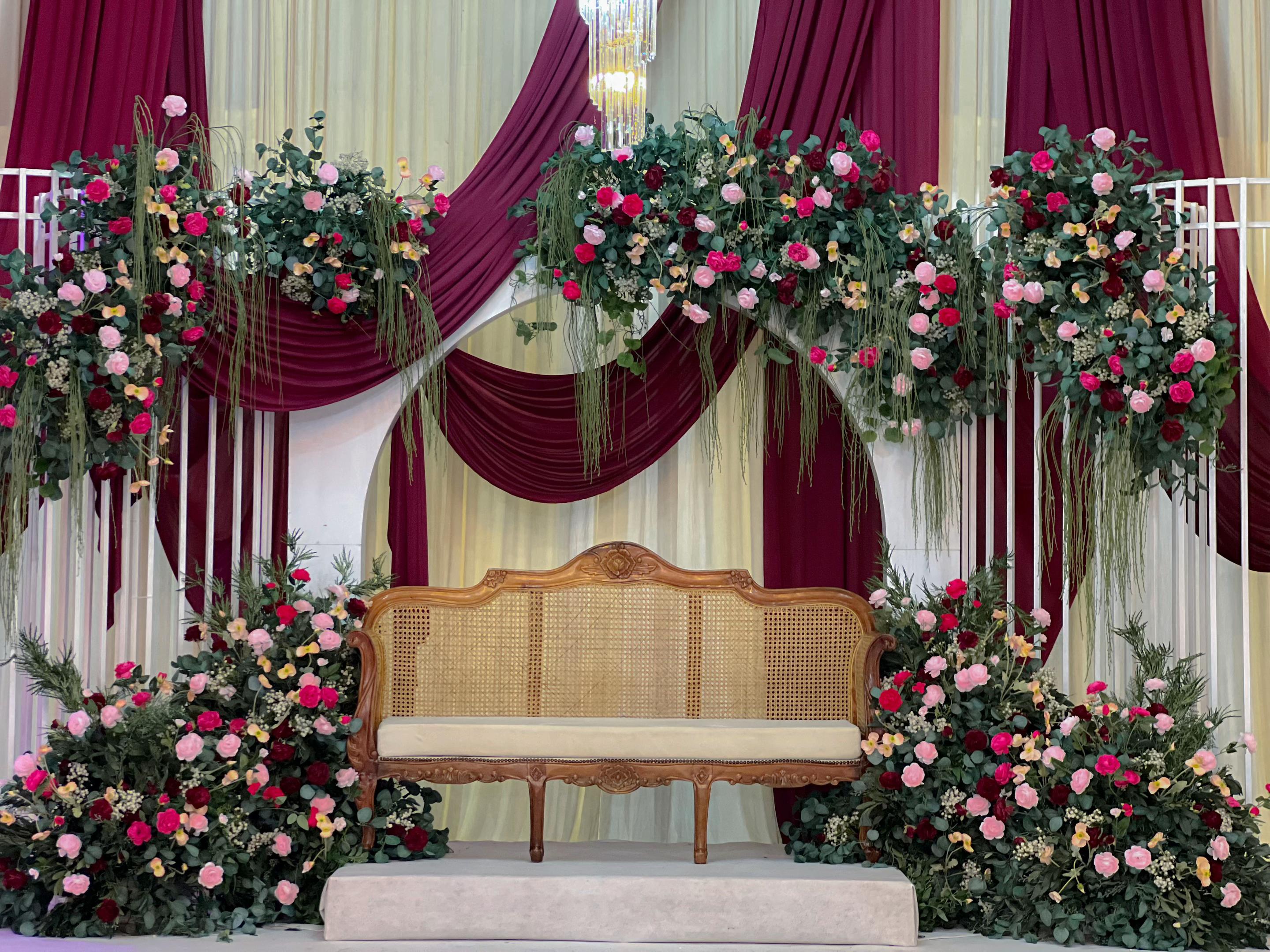 @FWCBRIDALDECO