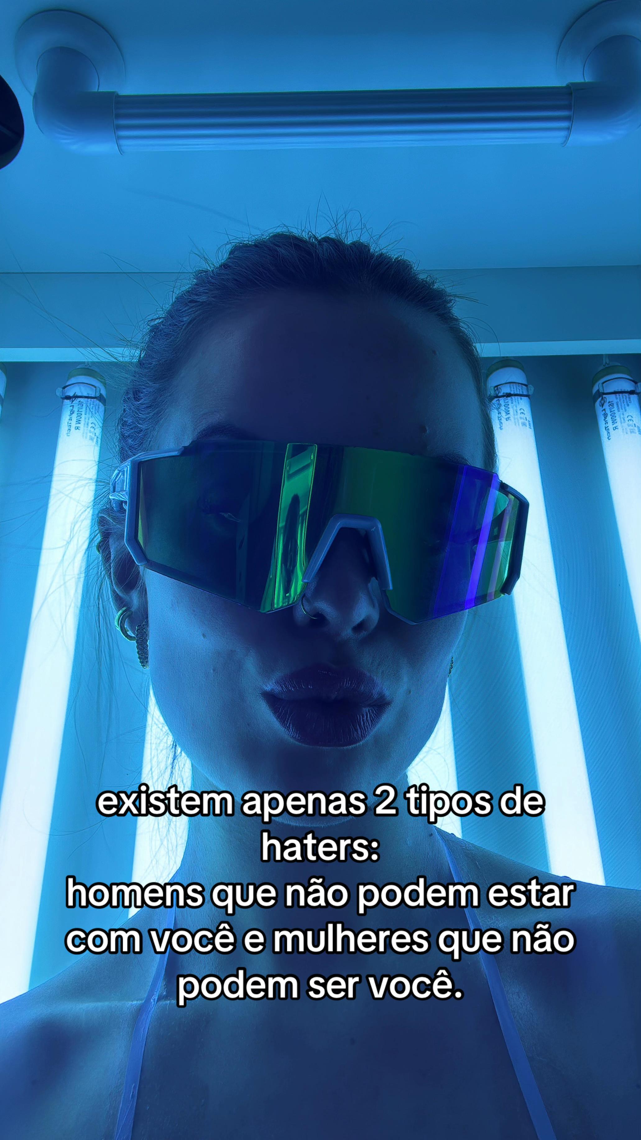 @nicoleweirich