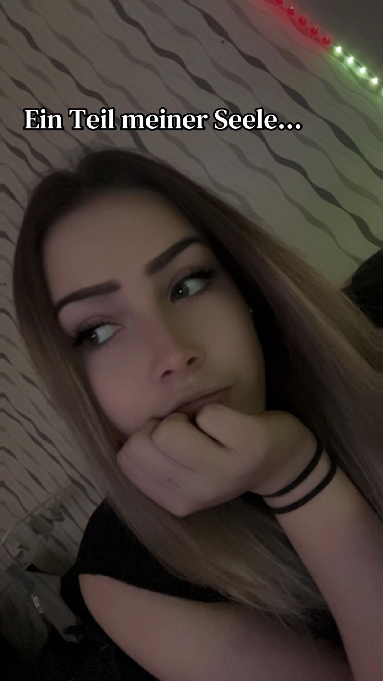 @laura
