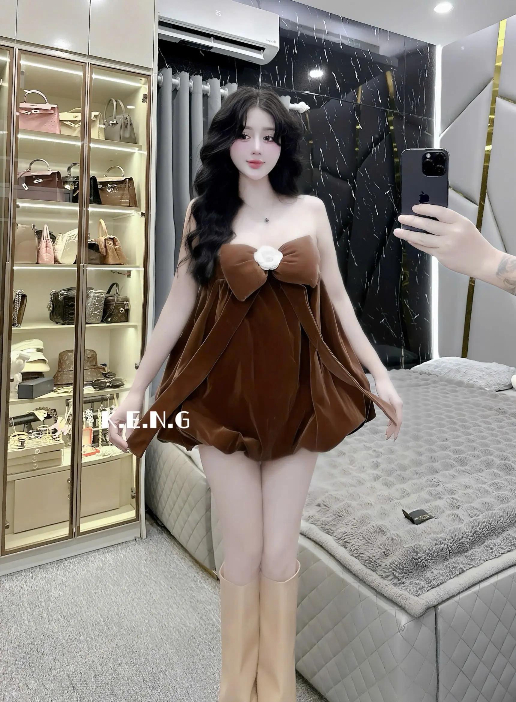 @B&iacute;ch Ngọc DIỆU B&Aacute;U