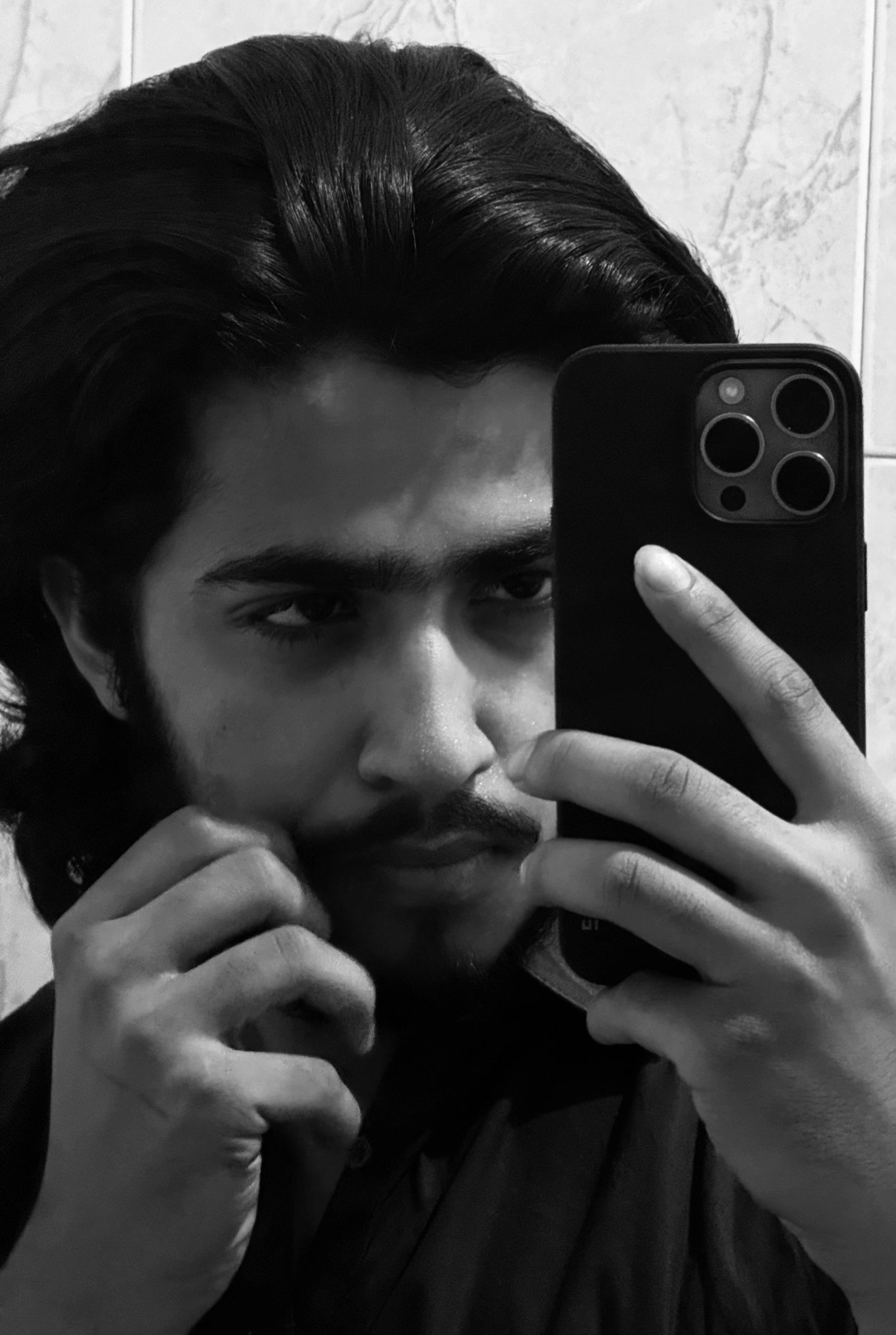 @شمروز مغل