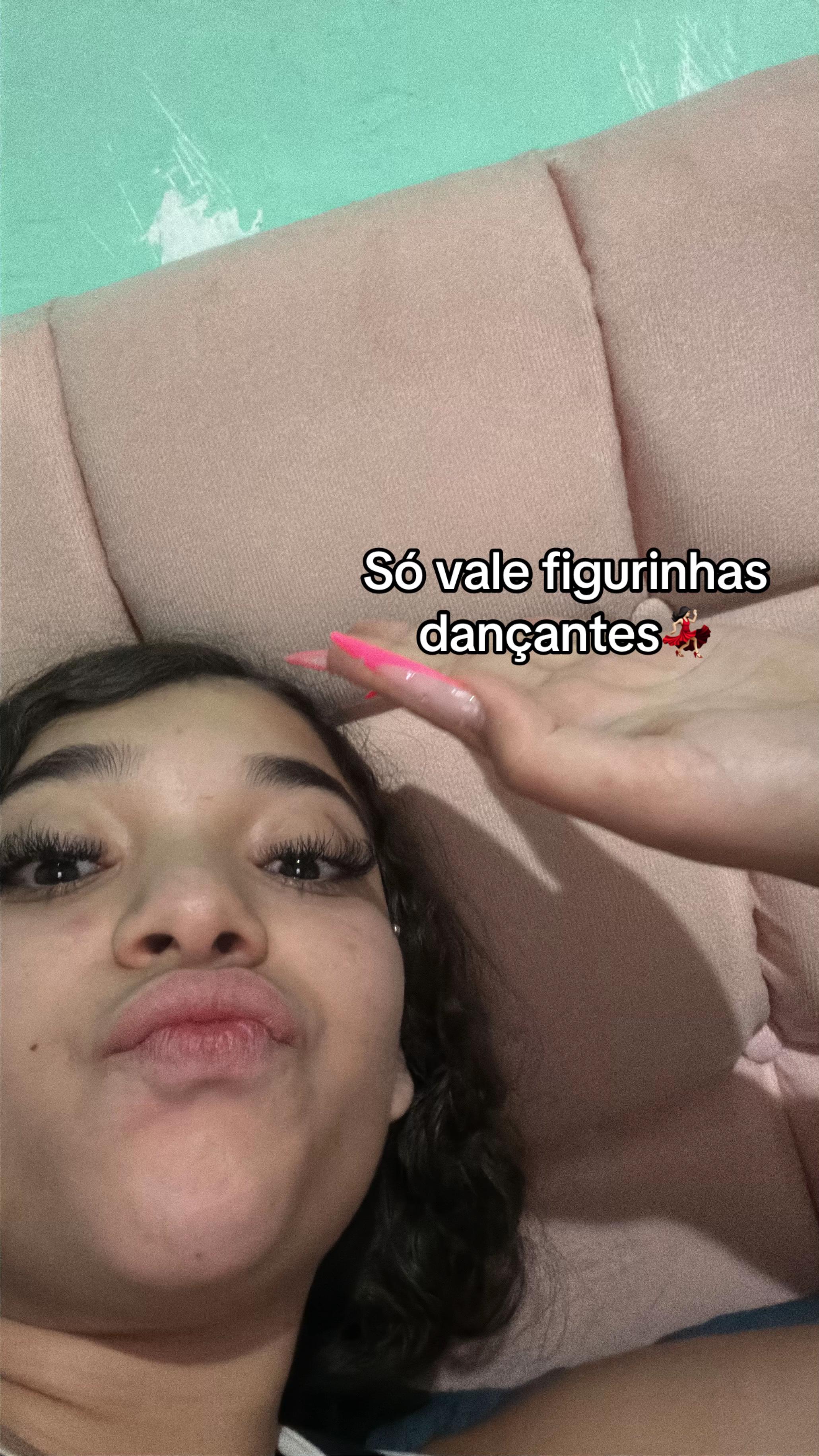 @Medusinha0000