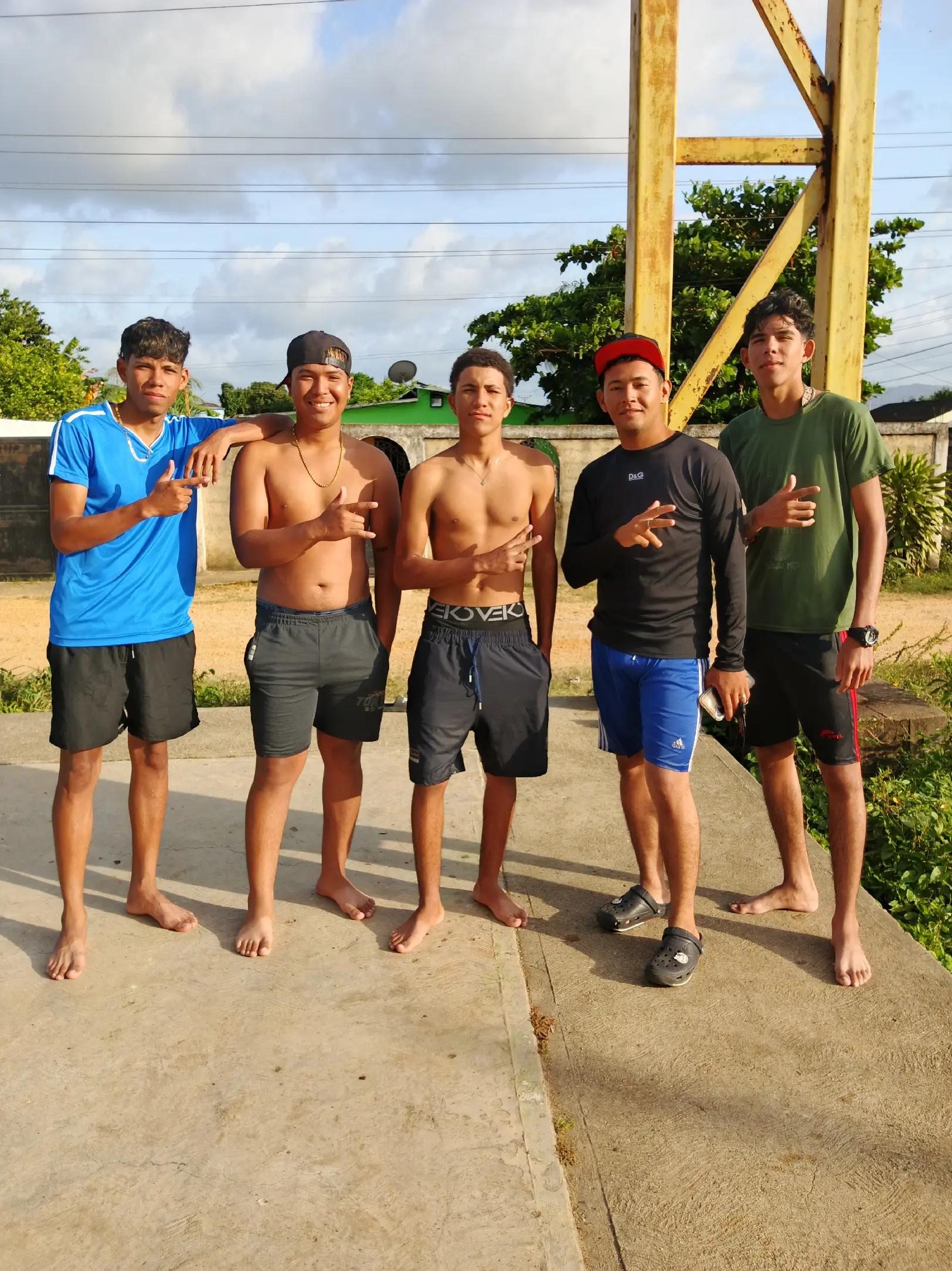 @Enderson &dagger;