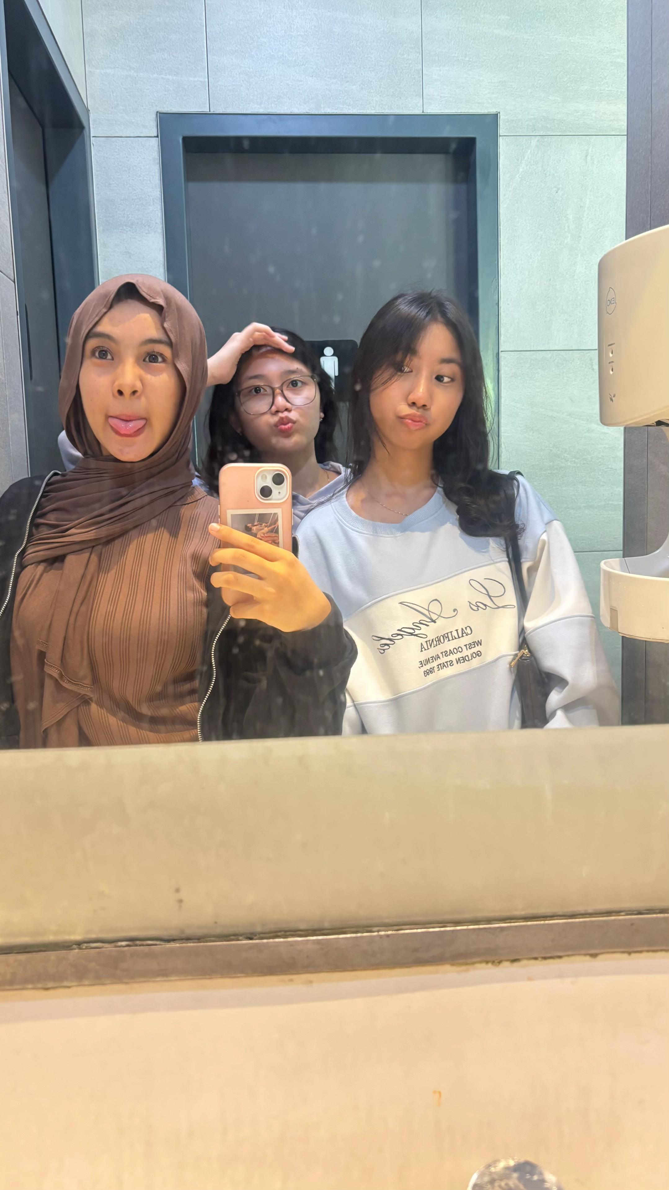 @bitaalkaff