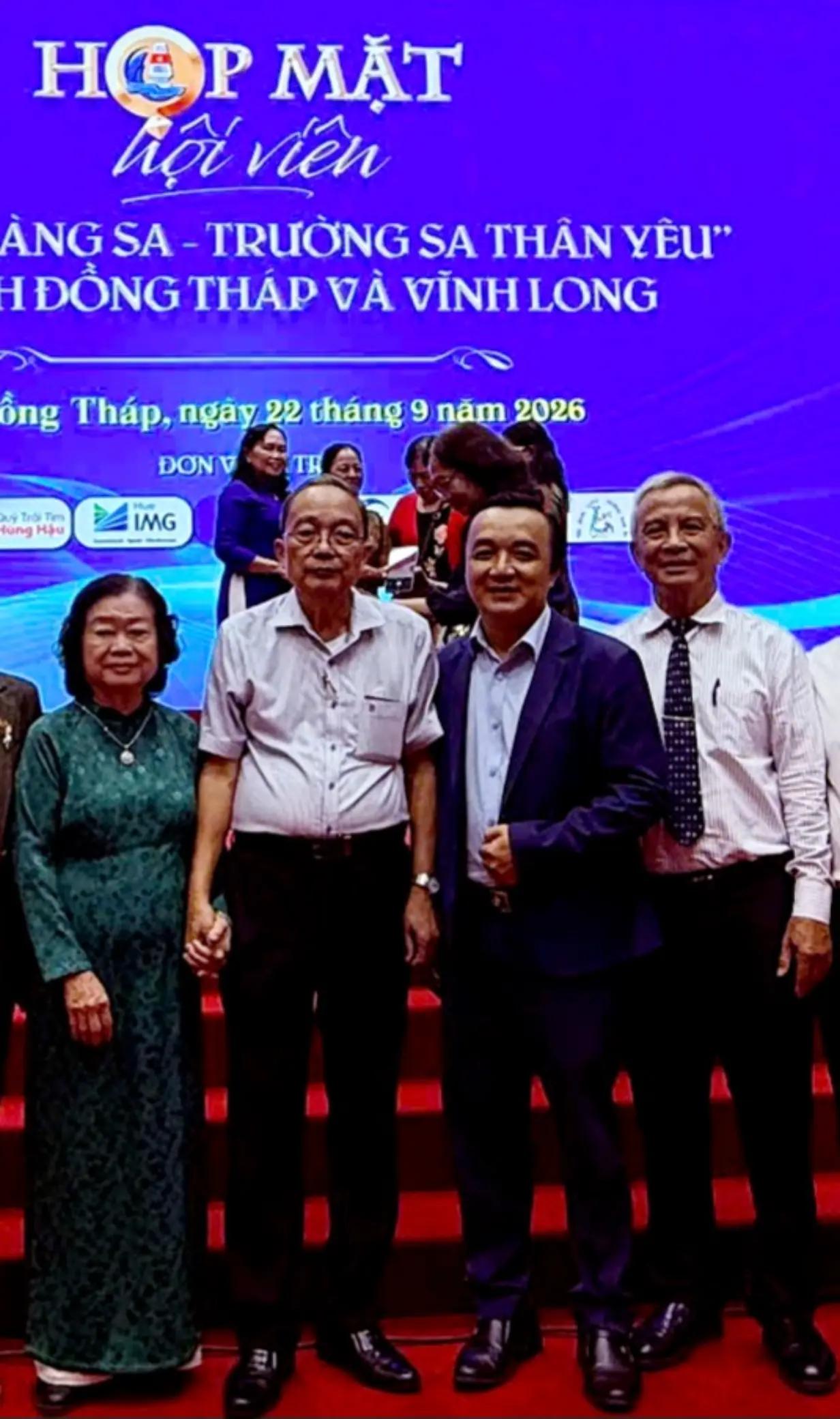 @Nguyễn Quốc Thệ
