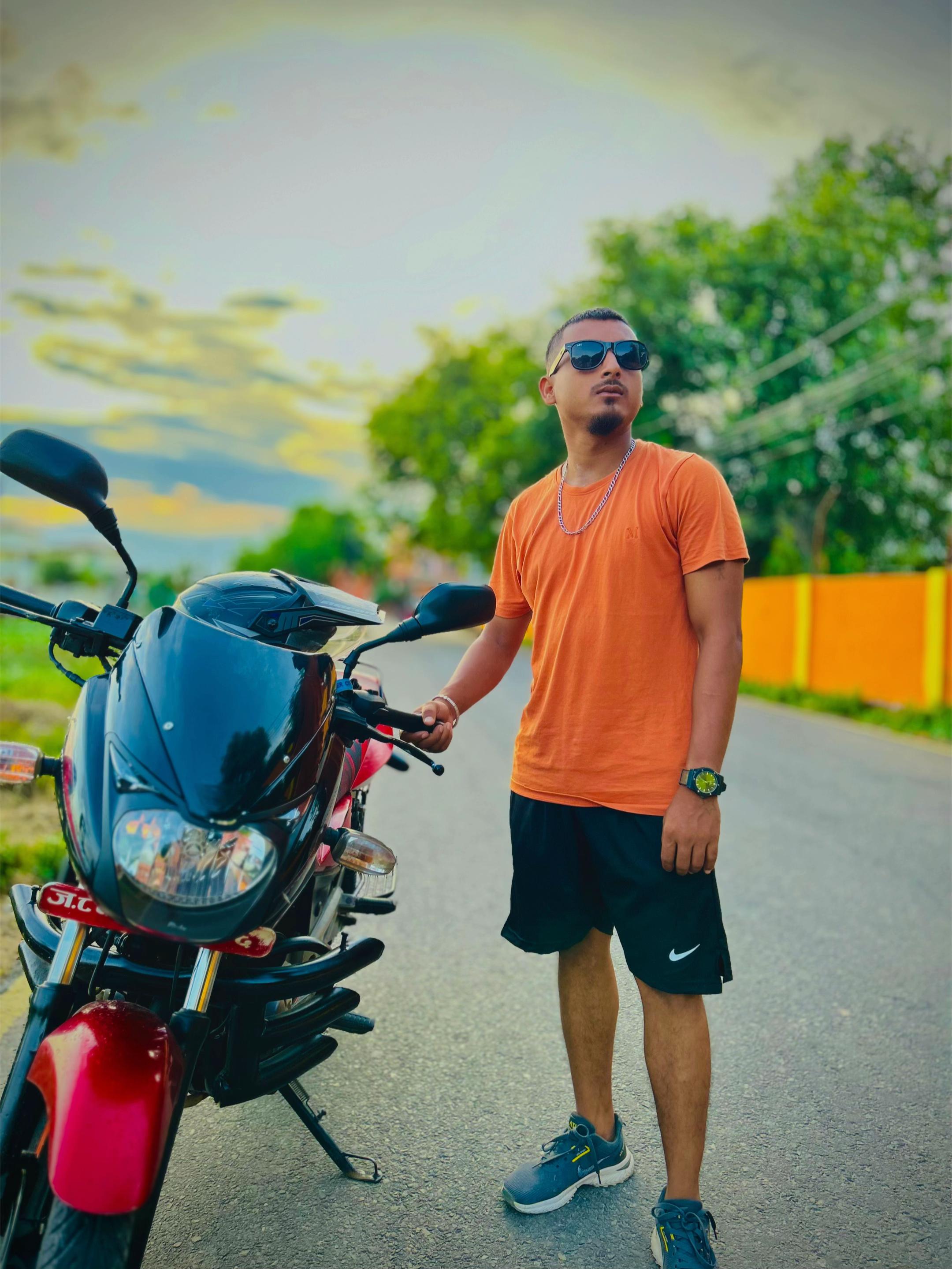 @Lahurey dai 🇳🇵✈️