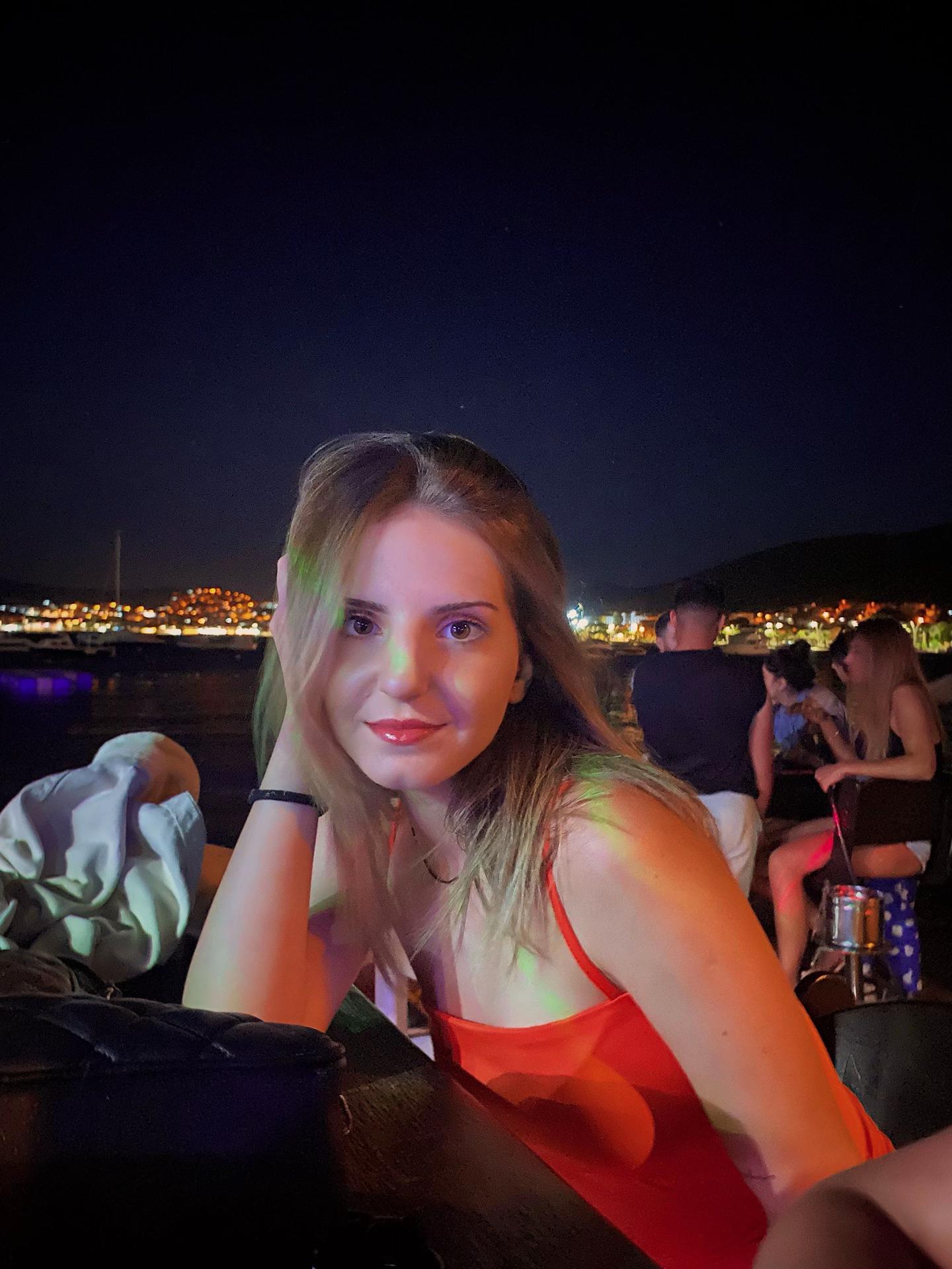 @Özüm Kaya