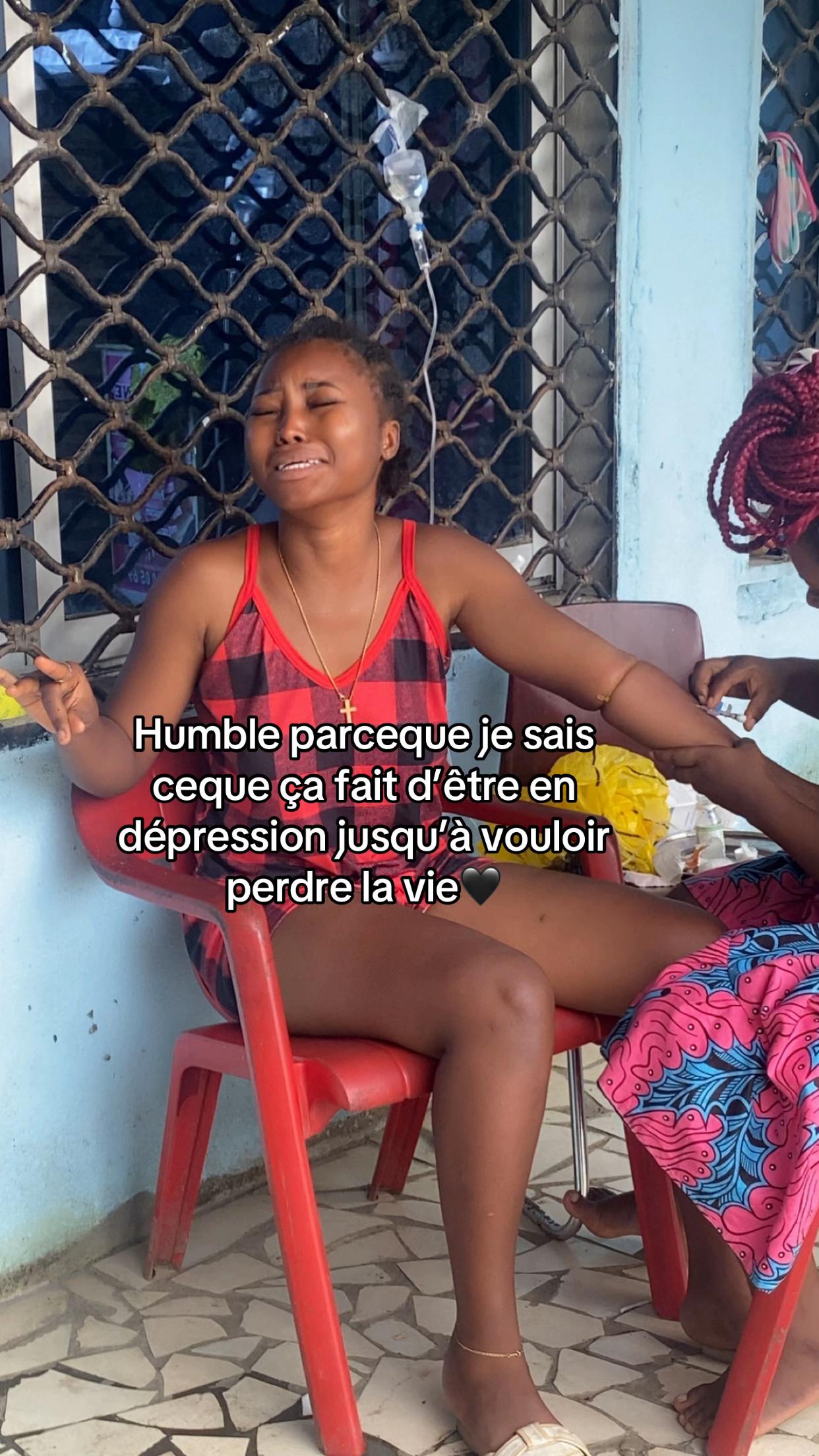 @🇨🇲ALEXIA GRENADINE🇨🇲