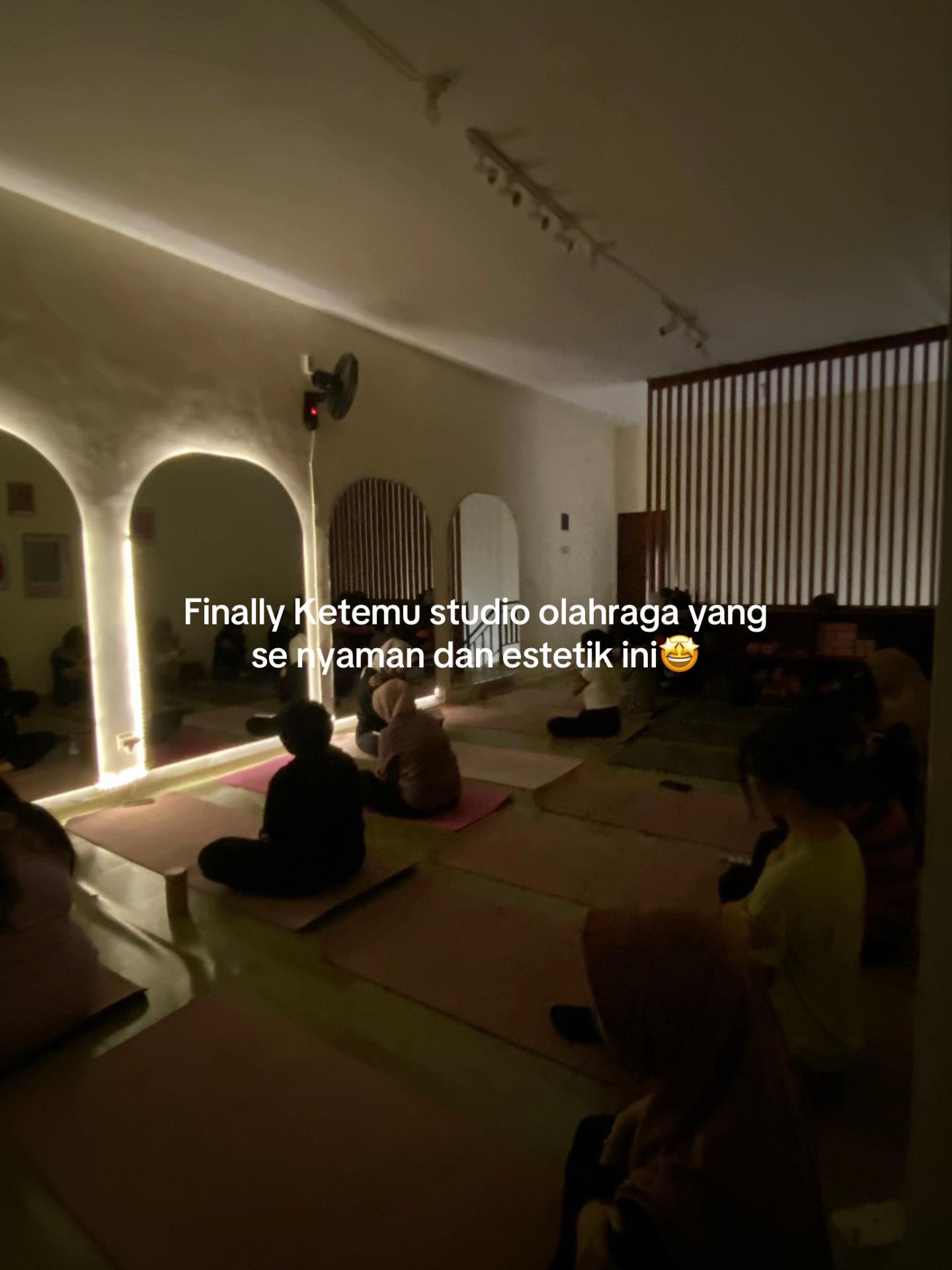 @fitflix by alifia